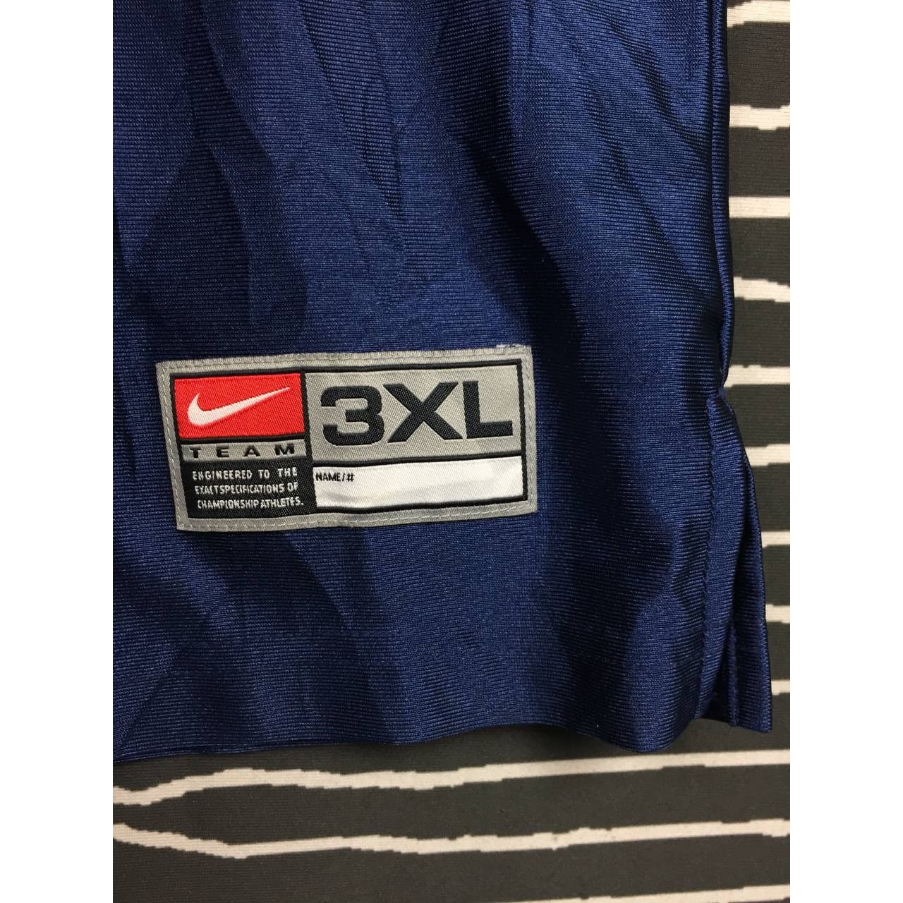Nike Vtg Nike Athletic Basketball Jersey Tank Top Size US XL / EU 56 / 4 - 9 Thumbnail