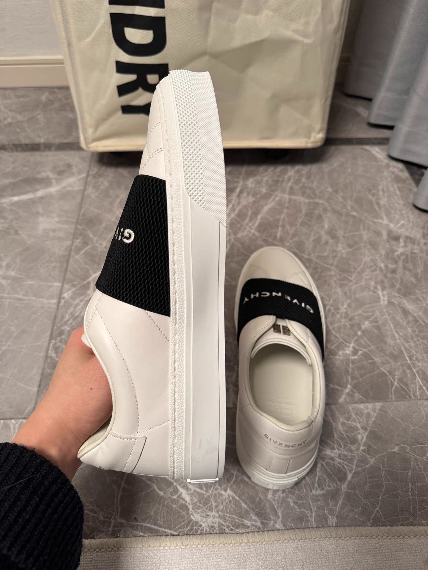 Givenchy Givenchy Black Lace-Up Sneakers K6 Size US 8 / EU 41 - 6 Thumbnail