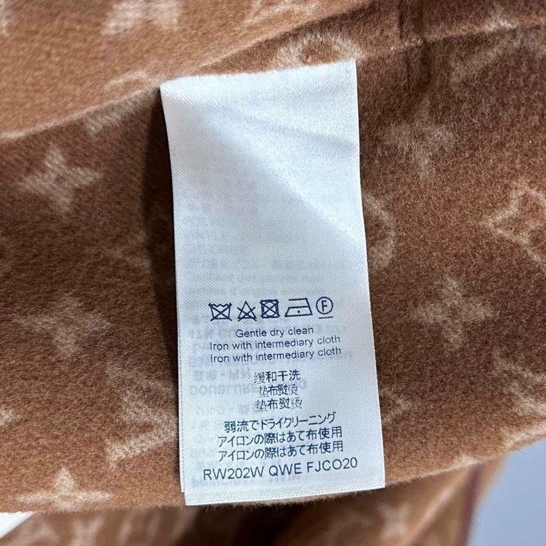 Louis Vuitton Louis Vuitton Caramel Printed Bathrobe Coat -2505 Size S / US 4 / IT 40 - 6 Thumbnail