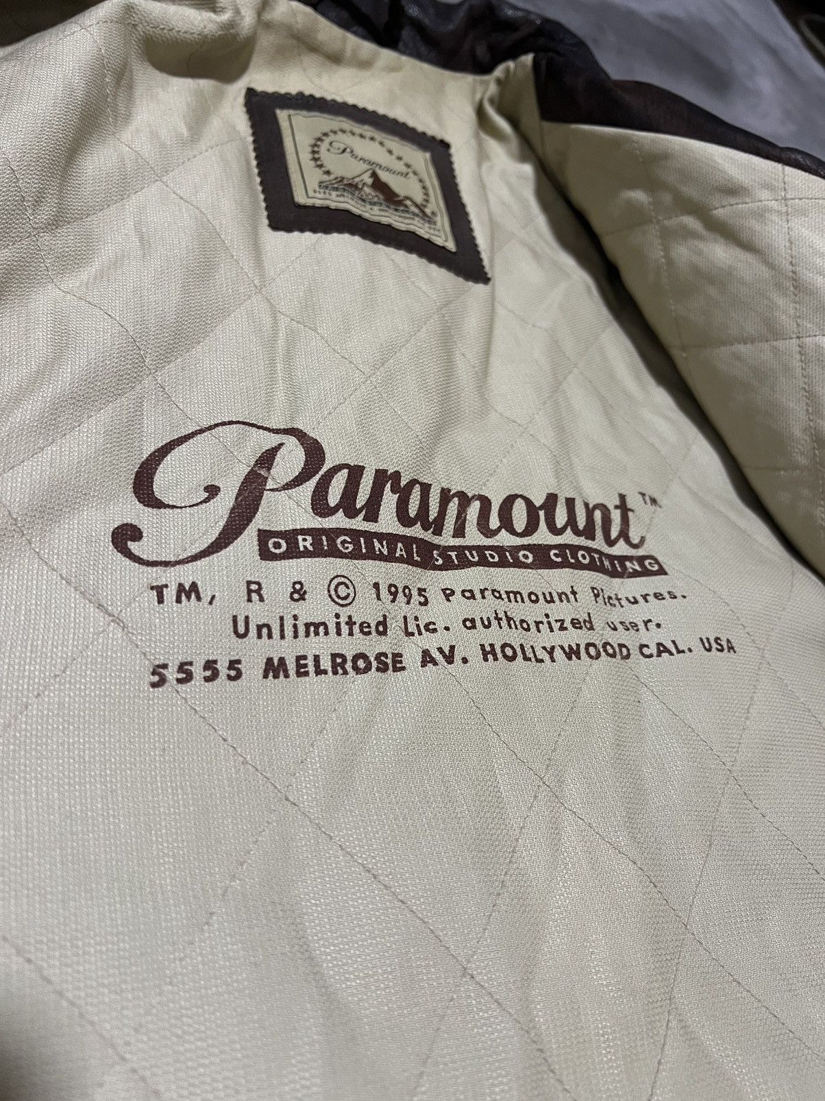 Vintage RARE Vintage Paramount Studios 1996 Leather Jacket Size US XL / EU 56 / 4 - 5 Thumbnail