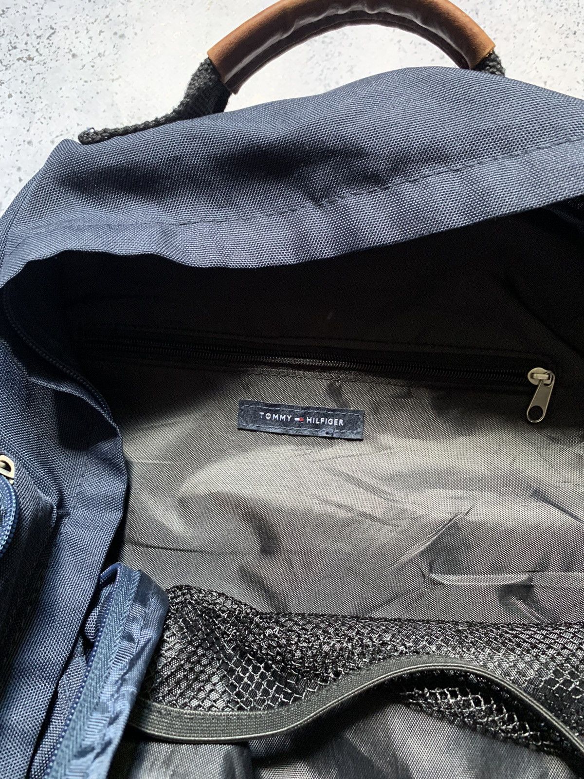 Tommy Hilfiger × Vintage Vintage Tommy Hilfiger Backpack Big Logo Bag Outdoor USA Size ONE SIZE - 6 Thumbnail