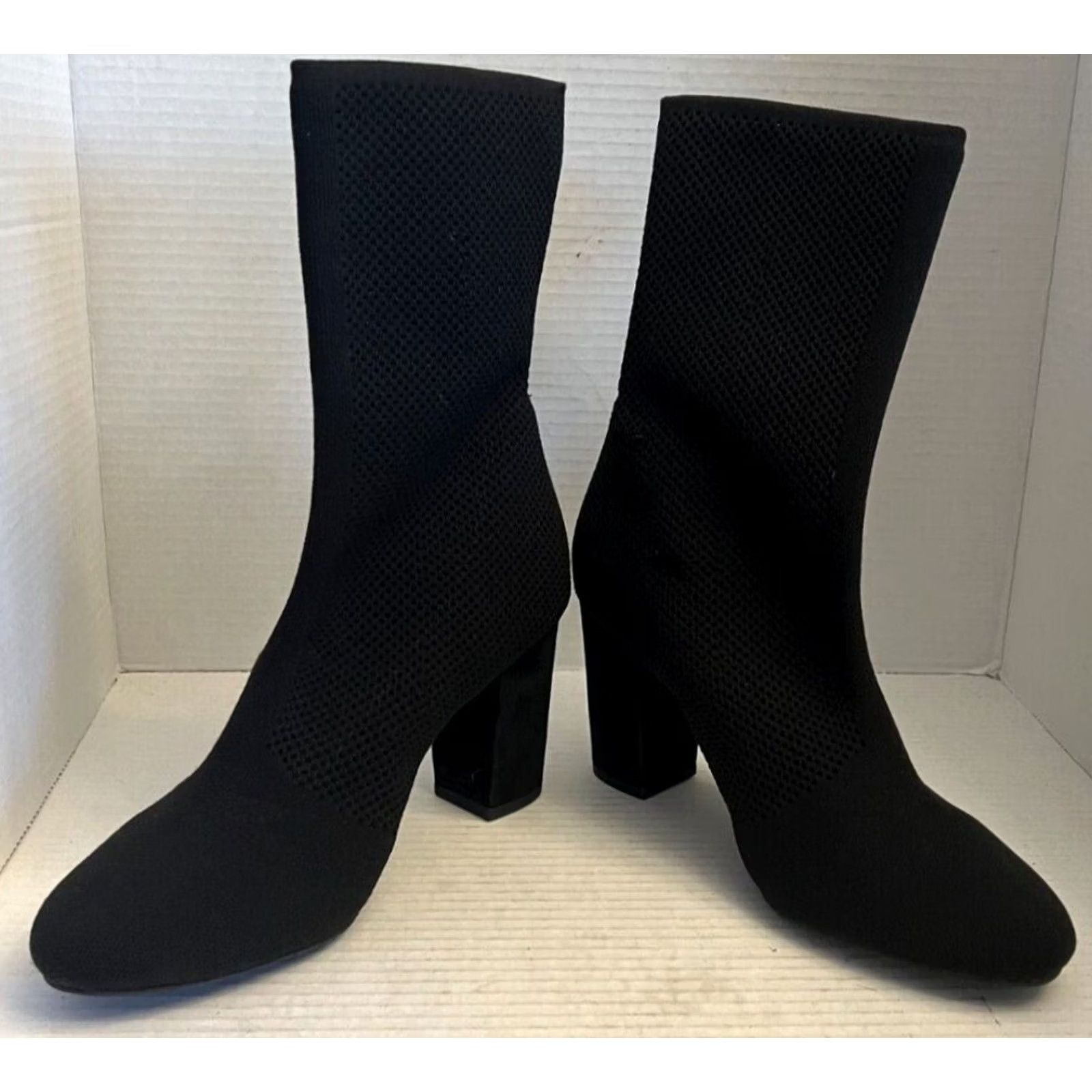 Kenneth Cole Kenneth Cole Boot Womens 9.5 40 Ankle Stretch Perforated Fabric 3.5 Block Heel Size US 10 / IT 40 - 5 Thumbnail