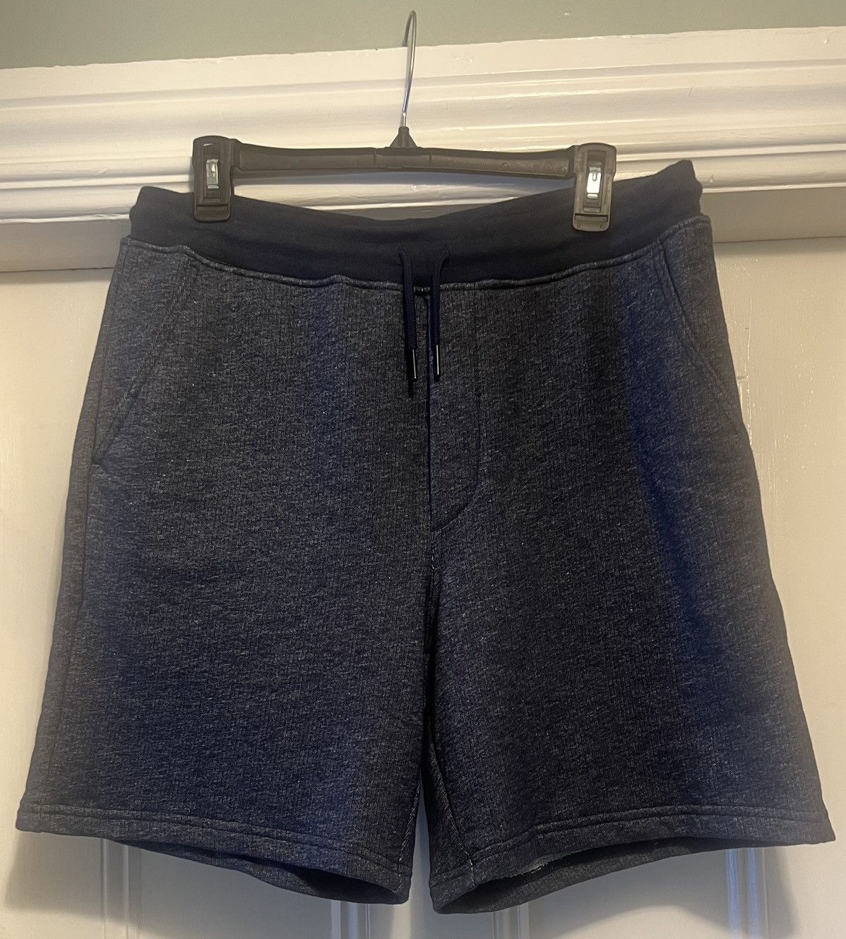Authentic Patagonia men’s Mahnya fleece shorts new navy med