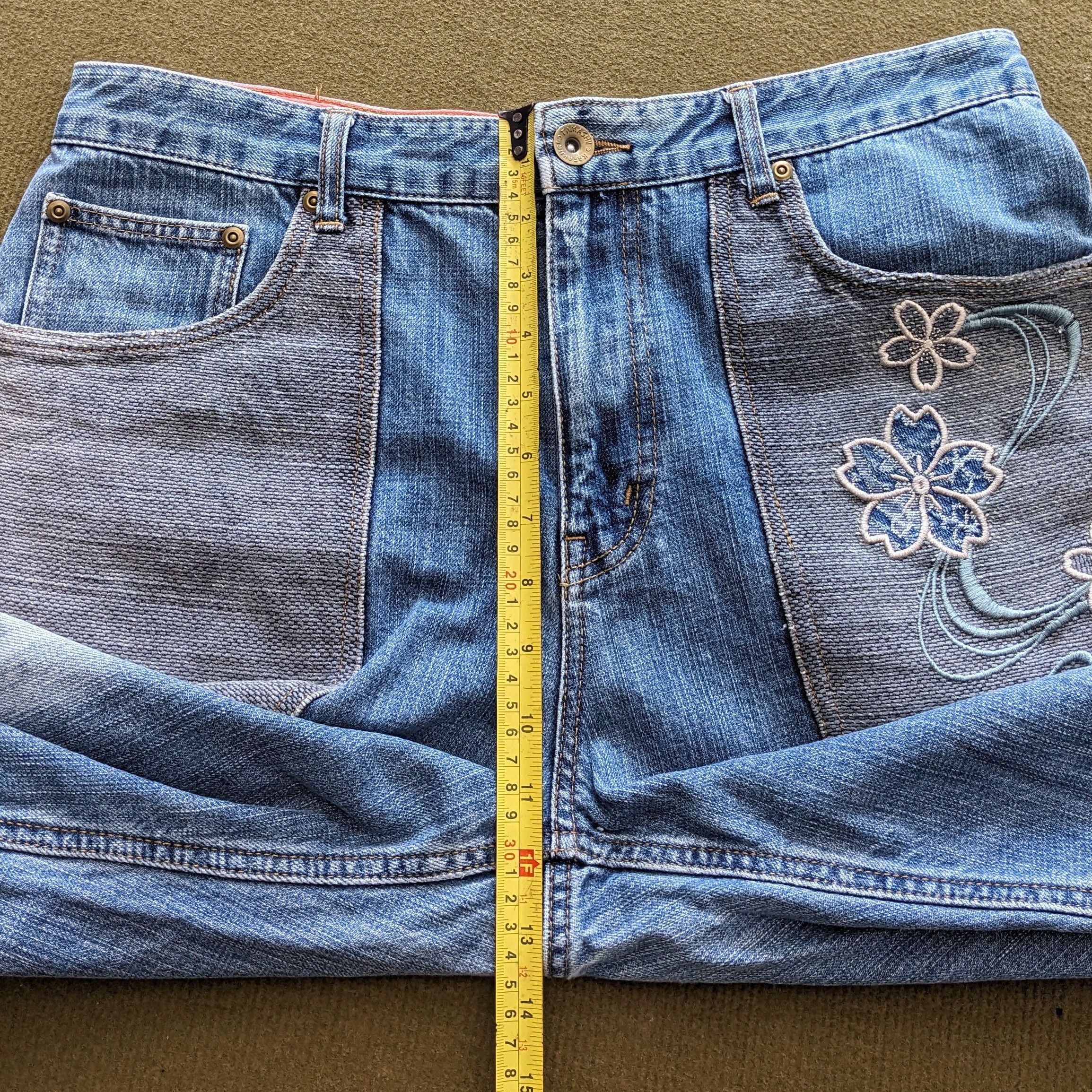 Karakuri Tamashii Vintage Karakuri Tamashii Japan Style Embroidery Jeans Size US 33 - 7 Thumbnail