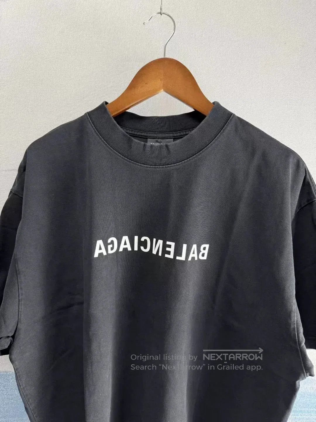 Balenciaga Balenciaga Mirror Inverted Logo Short Sleeve. Size US L / EU 52-54 / 3 - 2 Thumbnail