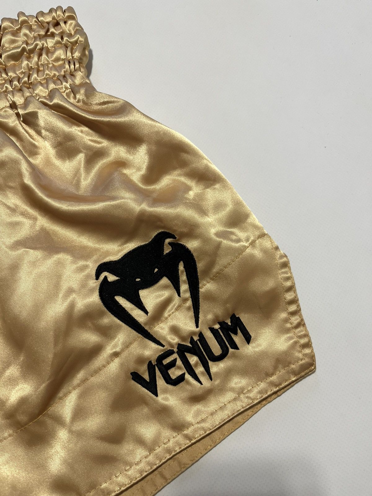 Vintage Vintage Venum Muai Thai Shorts Brand New Size US 32 / EU 48 - 10 Thumbnail