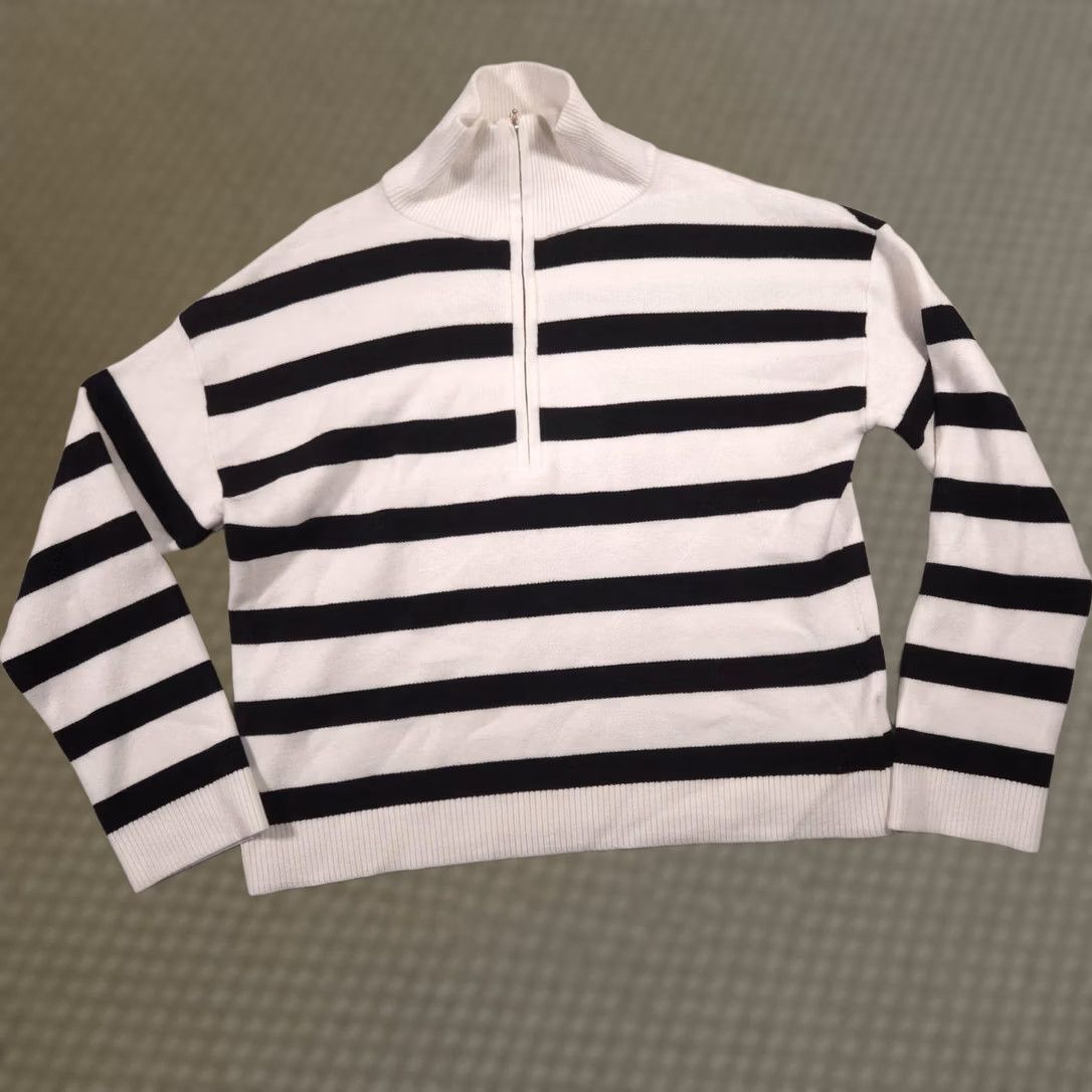 Vintage Tahari Sweater Womens L White Black Stripe Mock Neck 1/2 Zip Knit Pullover Pullover Knit Shirt Women Regular Fit Winter Casual Size L / US 10 / IT 46 - 1 Thumbnail