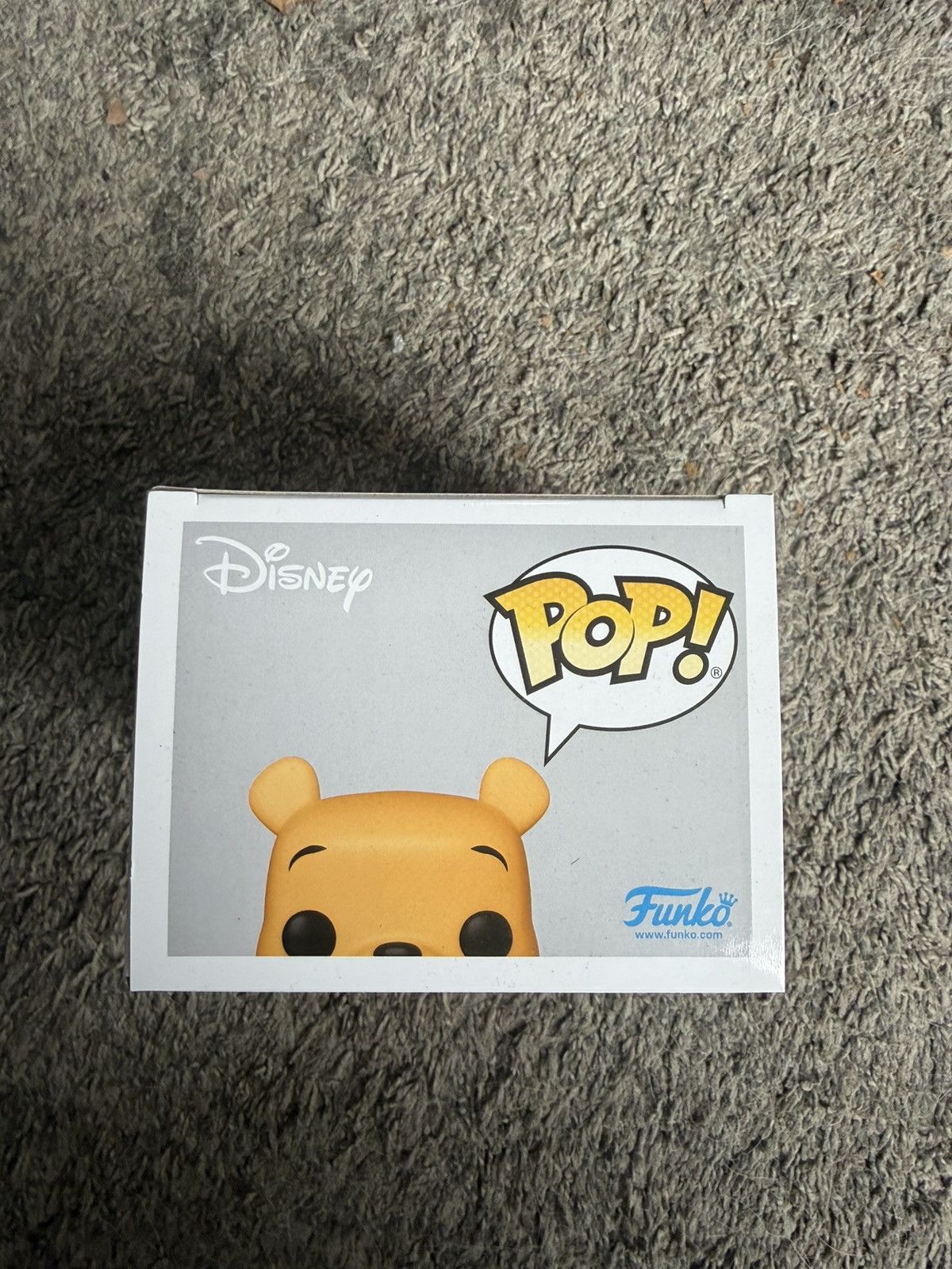 Disney Funko Pop! Pooh With Gift Vinyl Figure Size ONE SIZE - 5 Thumbnail