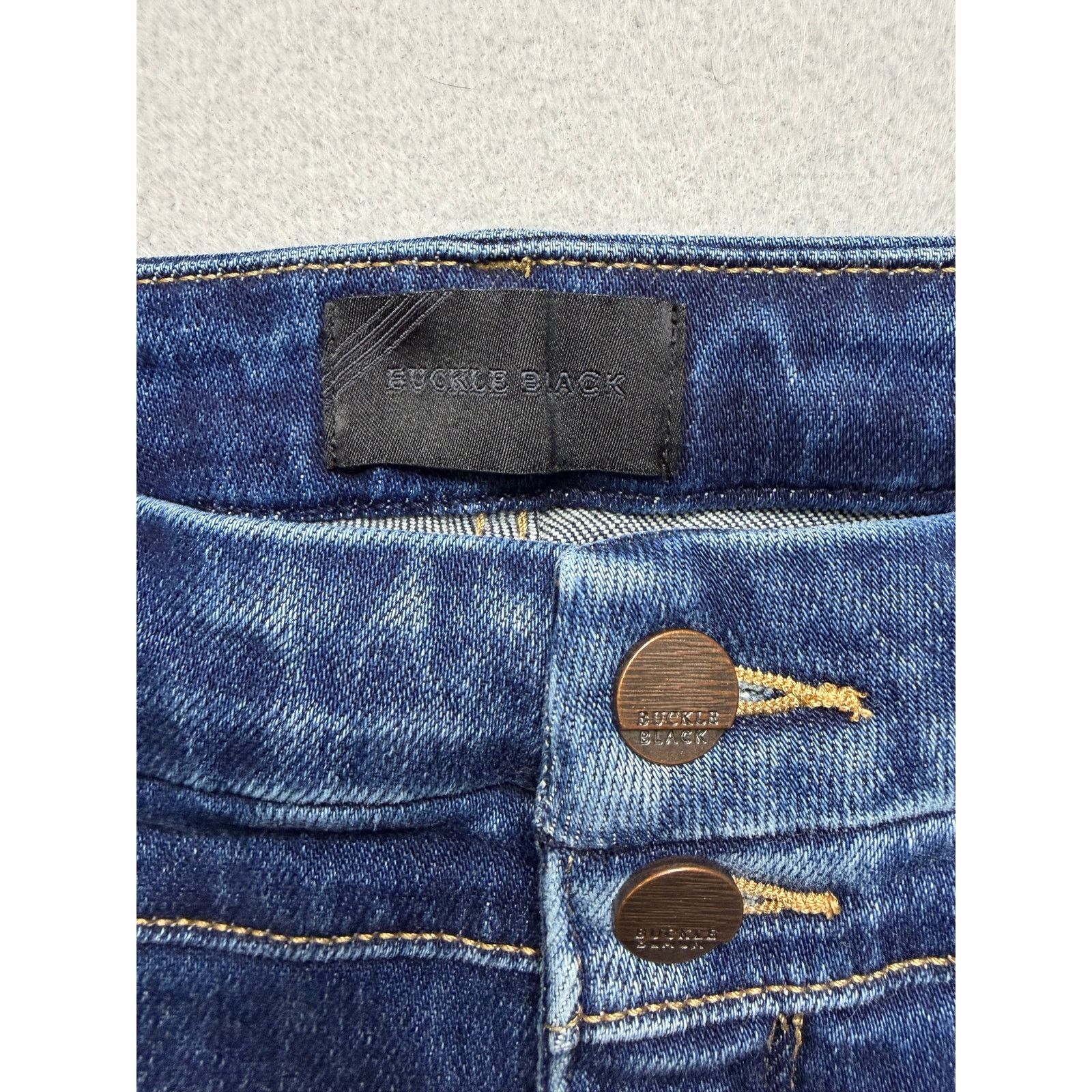 Buckle Black Buckle Black Women’s Bootcut Jeans Size 27x32 Medium Wash Size 27" / US 4 / IT 40 - 3 Thumbnail
