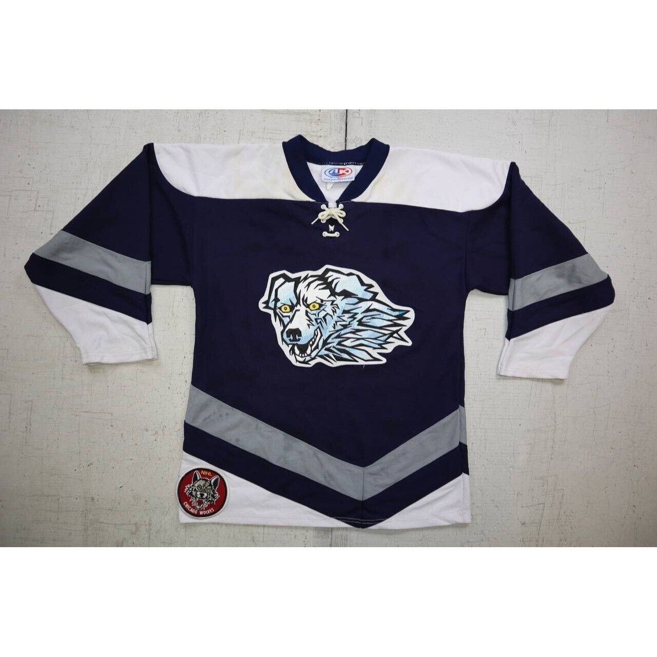 Vintage Vintage Chicago Wolves Lucas #29 Blue Jersey Athletic Knit S Size US S / EU 44-46 / 1 - 1 Thumbnail