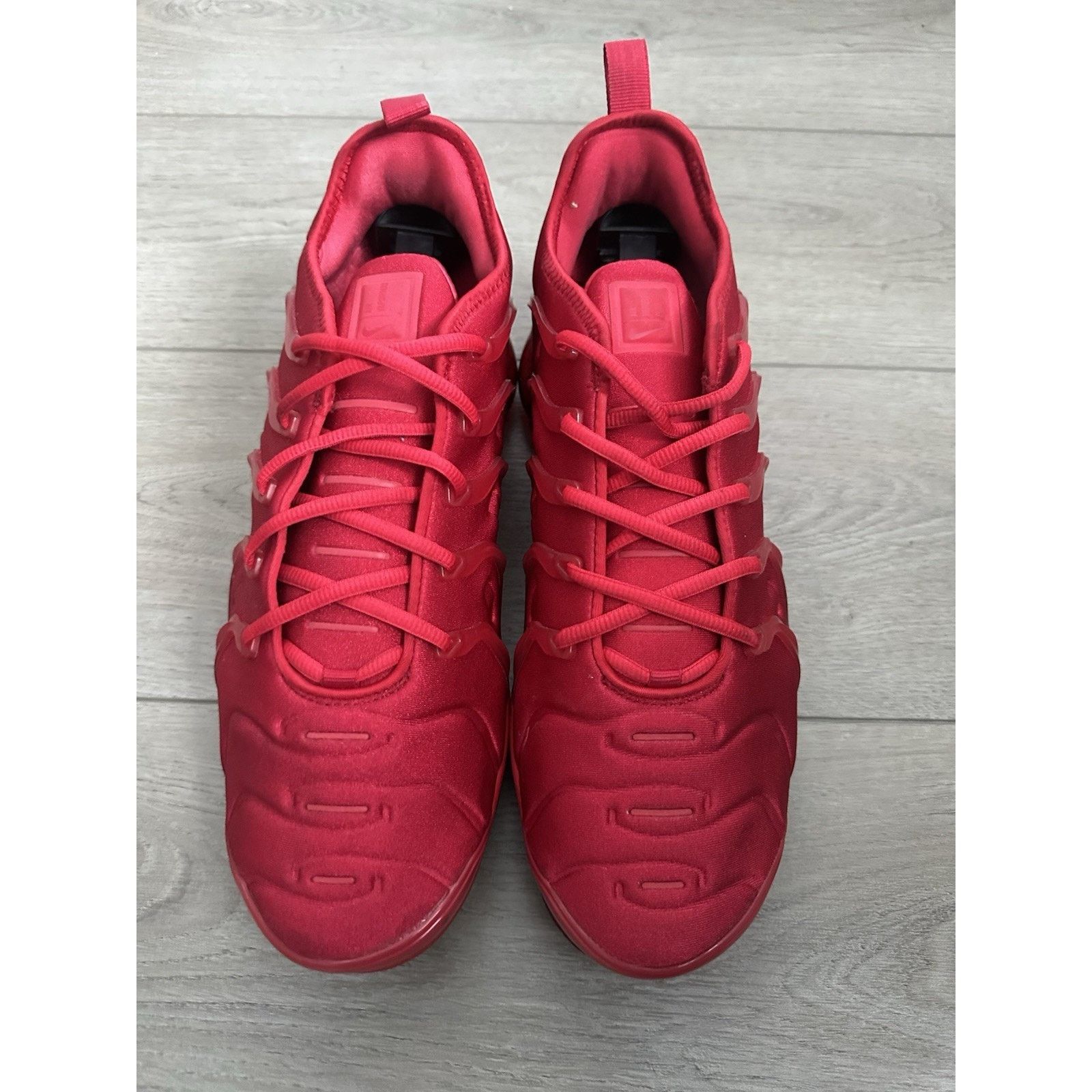 Nike Nike VaporMax Plus triple red size 10.5 running sneakers Size US 10 / EU 43 - 2 Thumbnail