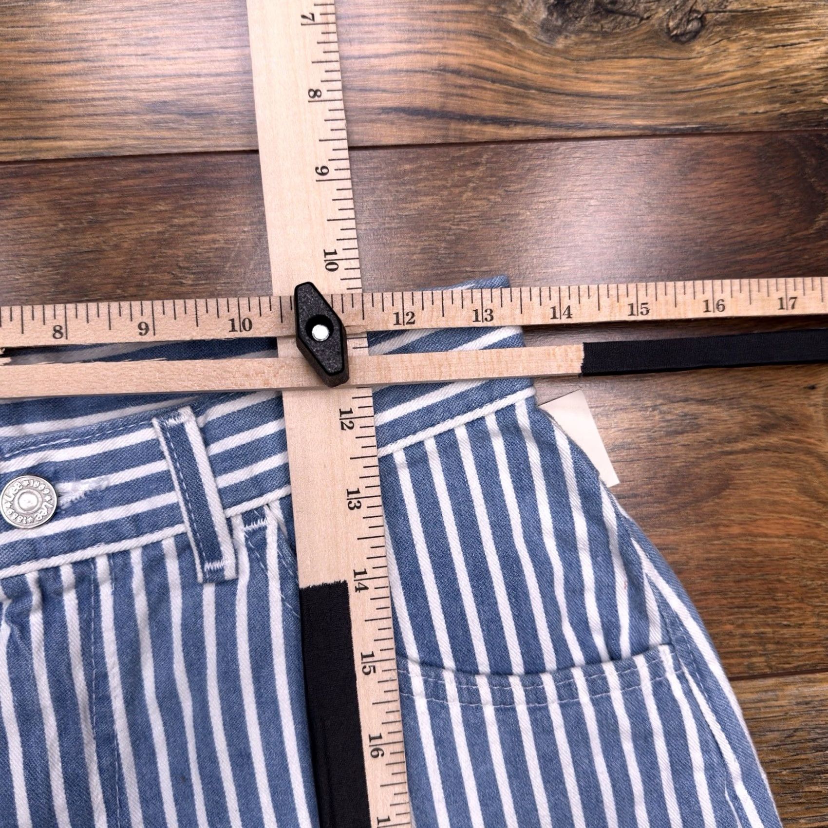 Lee VINTAGE Lee Relaxed For Shorts Womens 10 Blue Striped Denim High Rise USA New Size 32" / US 10 / IT 46 - 7 Thumbnail