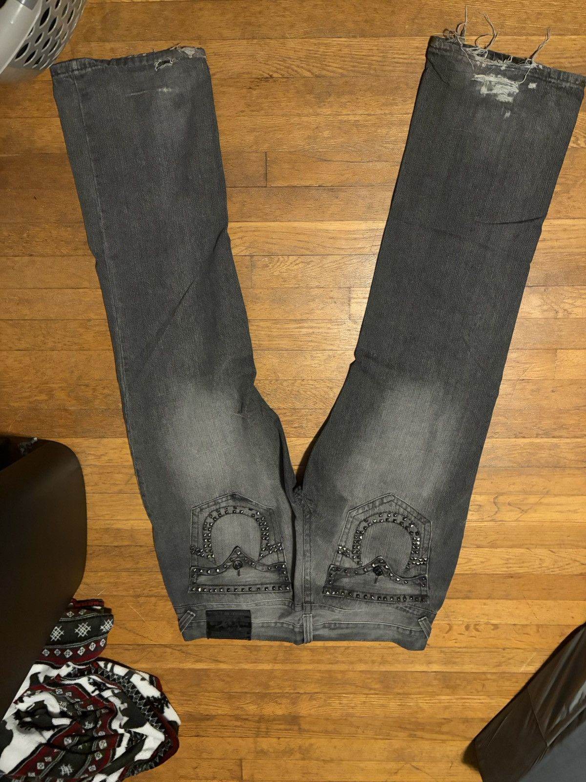 True Religion Not real price but errything is 30-70 bucks a pop dm me Size US 40 / EU 56 - 10 Thumbnail