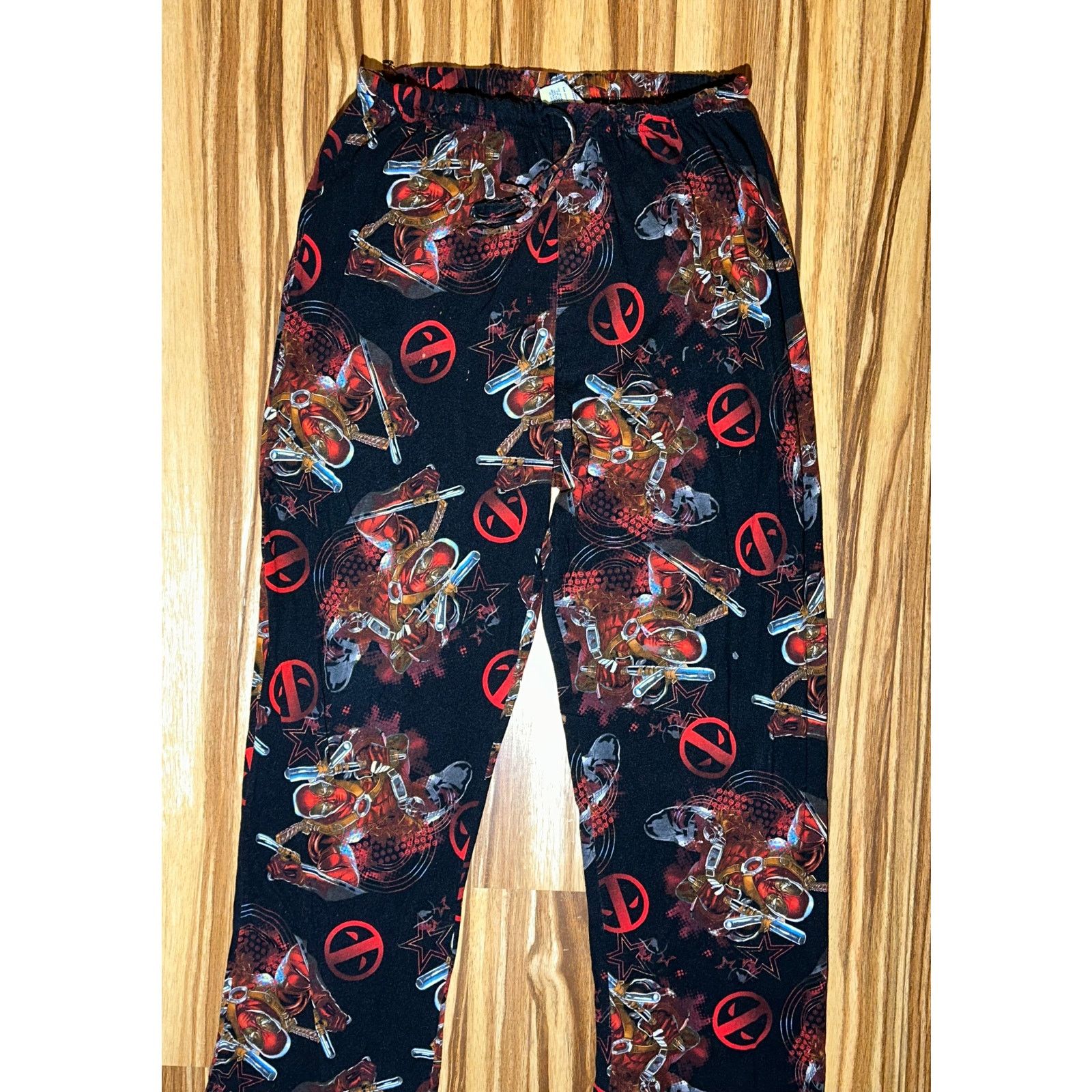 Marvel Comics Marvel Dead Pool Pajamas Size XL Size US XL / EU 56 / 4 - 3 Thumbnail