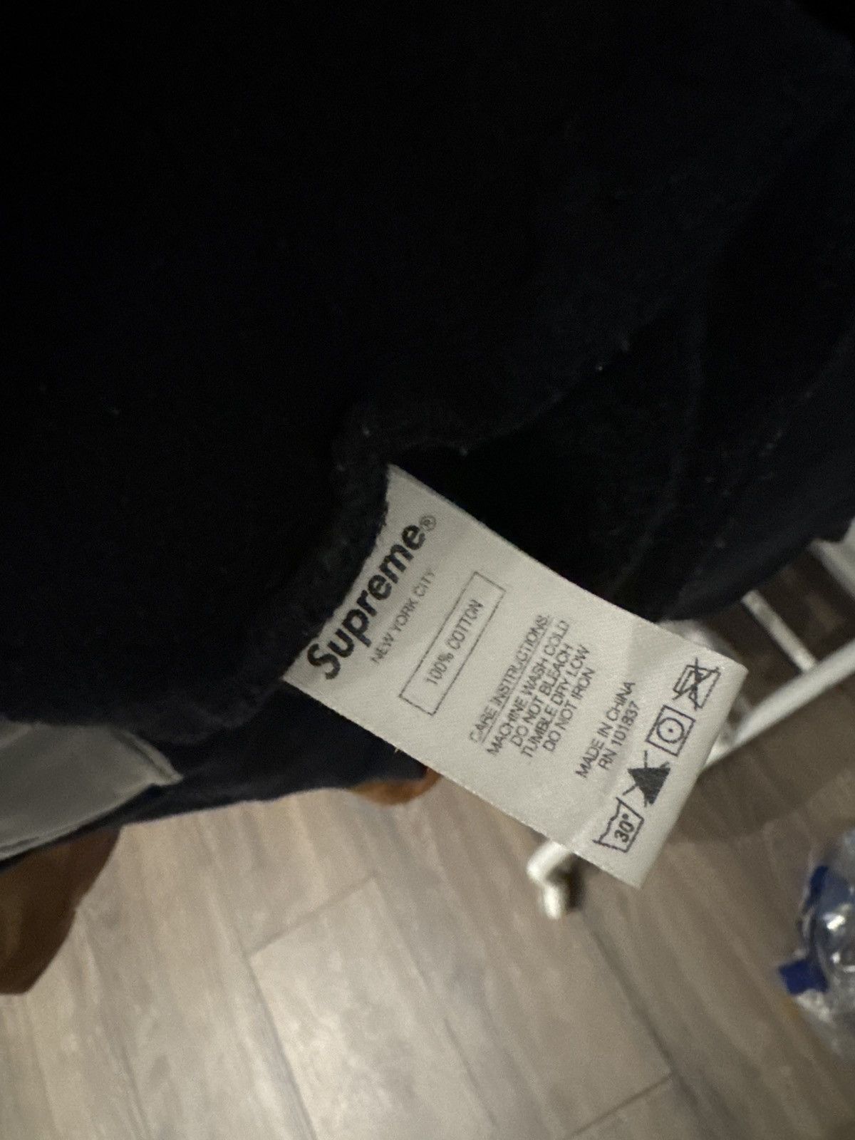 Supreme Supreme Hoodie Size US L / EU 52-54 / 3 - 5 Thumbnail