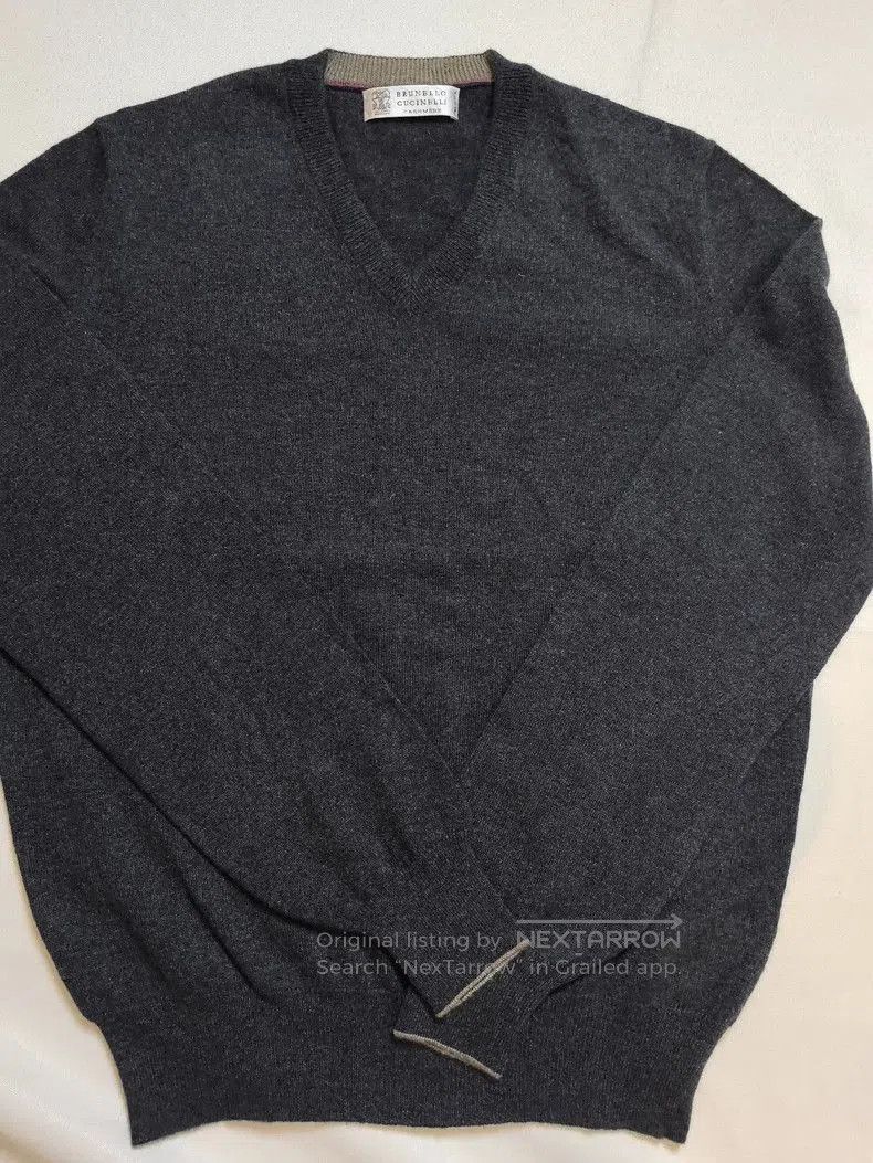 Brunello Cucinelli Brunello Cucinelli Gray Cashmere Sweater. Size US M / EU 48-50 / 2 - 1 Thumbnail