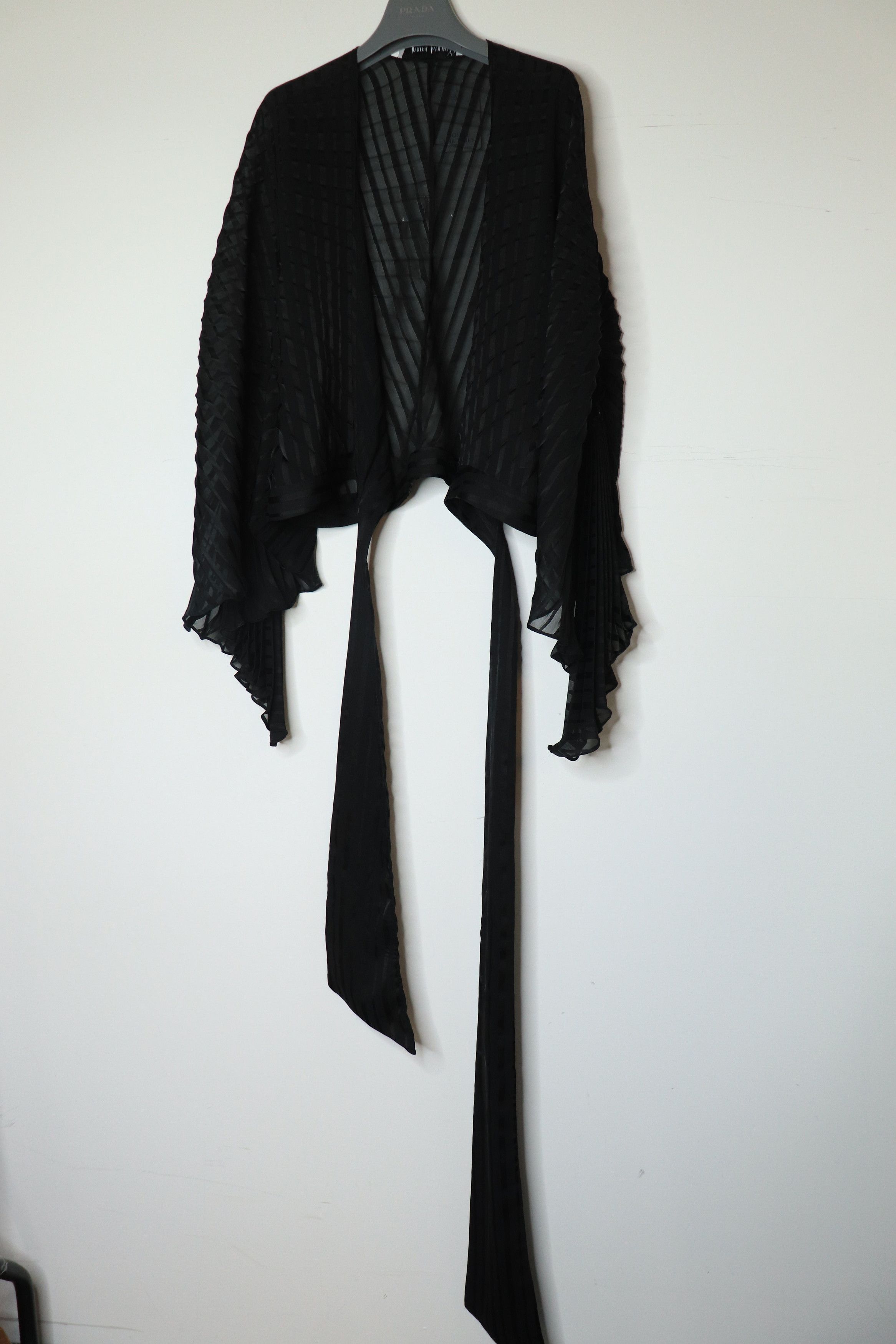 Other Black pleated stripe wrap top - UK 6 Size XS / US 0-2 / IT 36-38 - 1 Thumbnail
