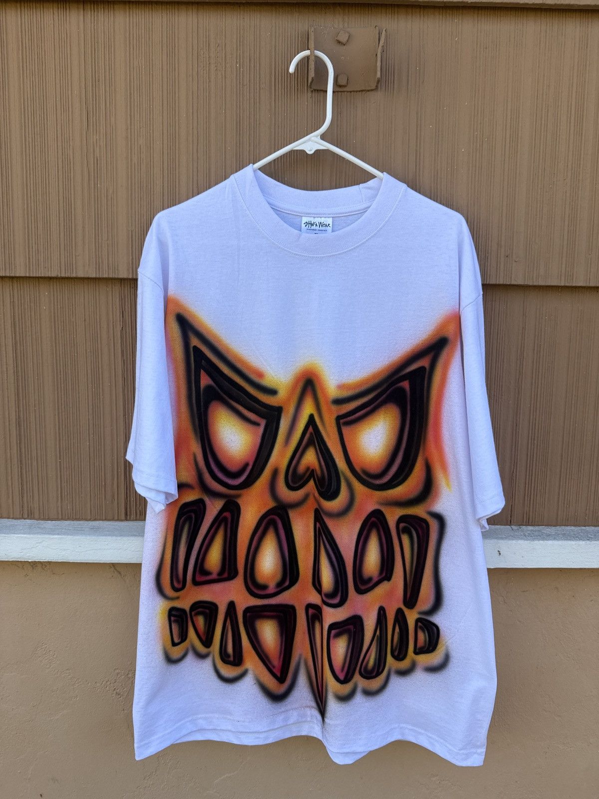 Expert Horror Halloween skull face airbrushed shirt Size US XL / EU 56 / 4 - 1 Preview