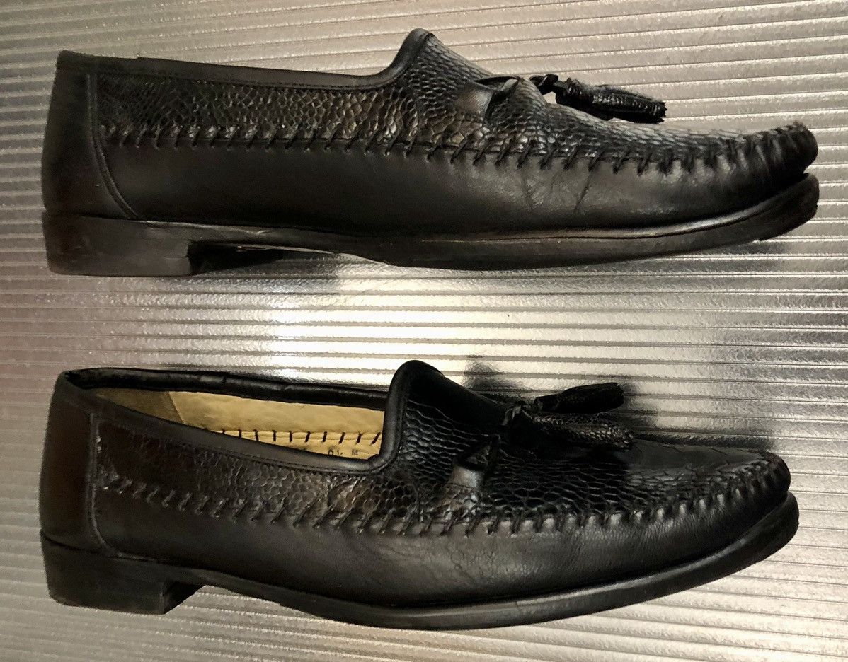Zelli Roma black ostrich leg tasseled loafer 9.5 M