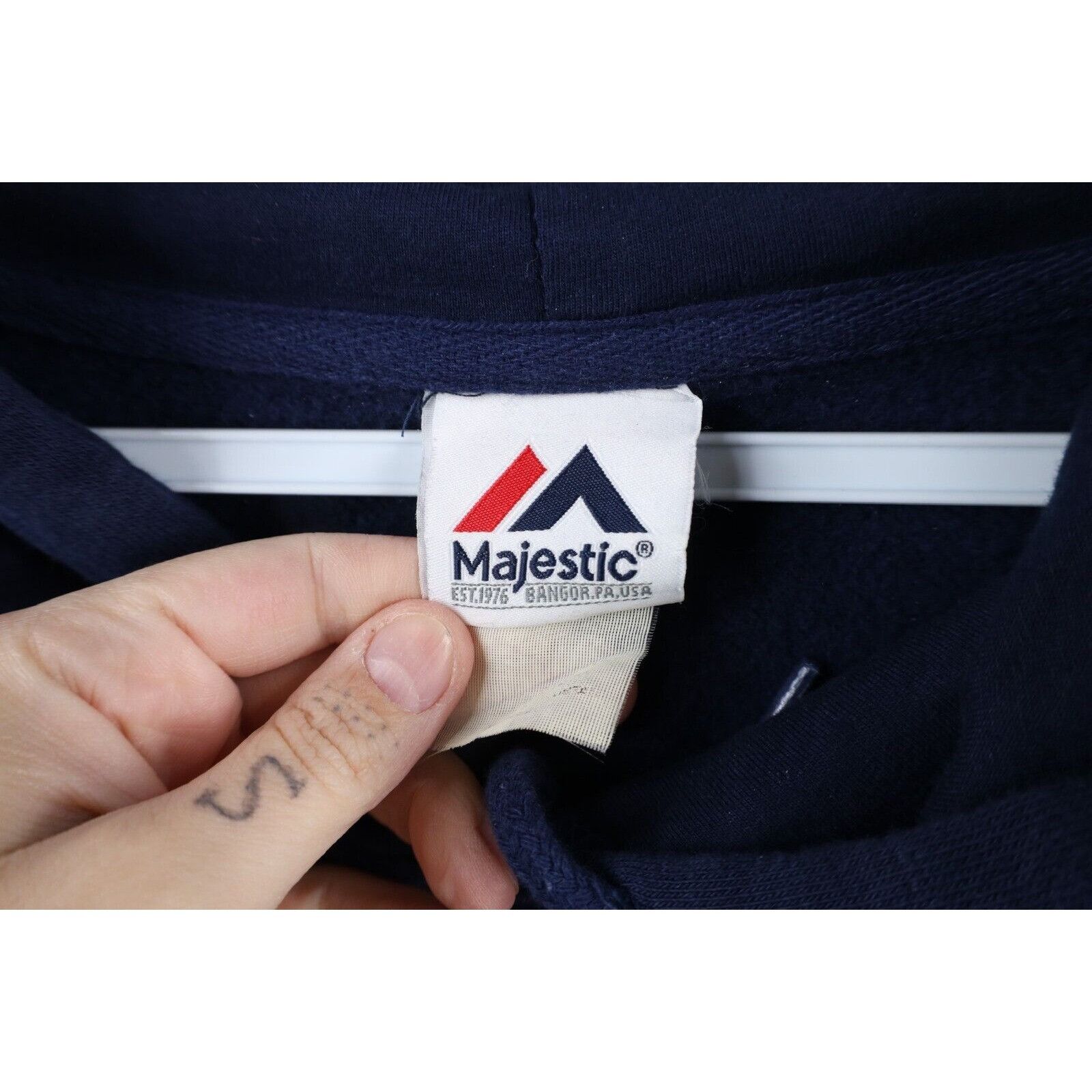 Majestic × Vintage Vintage Majestic Faded Detroit Tigers Baseball Hoodie Size US XXL / EU 58 / 5 - 8 Thumbnail