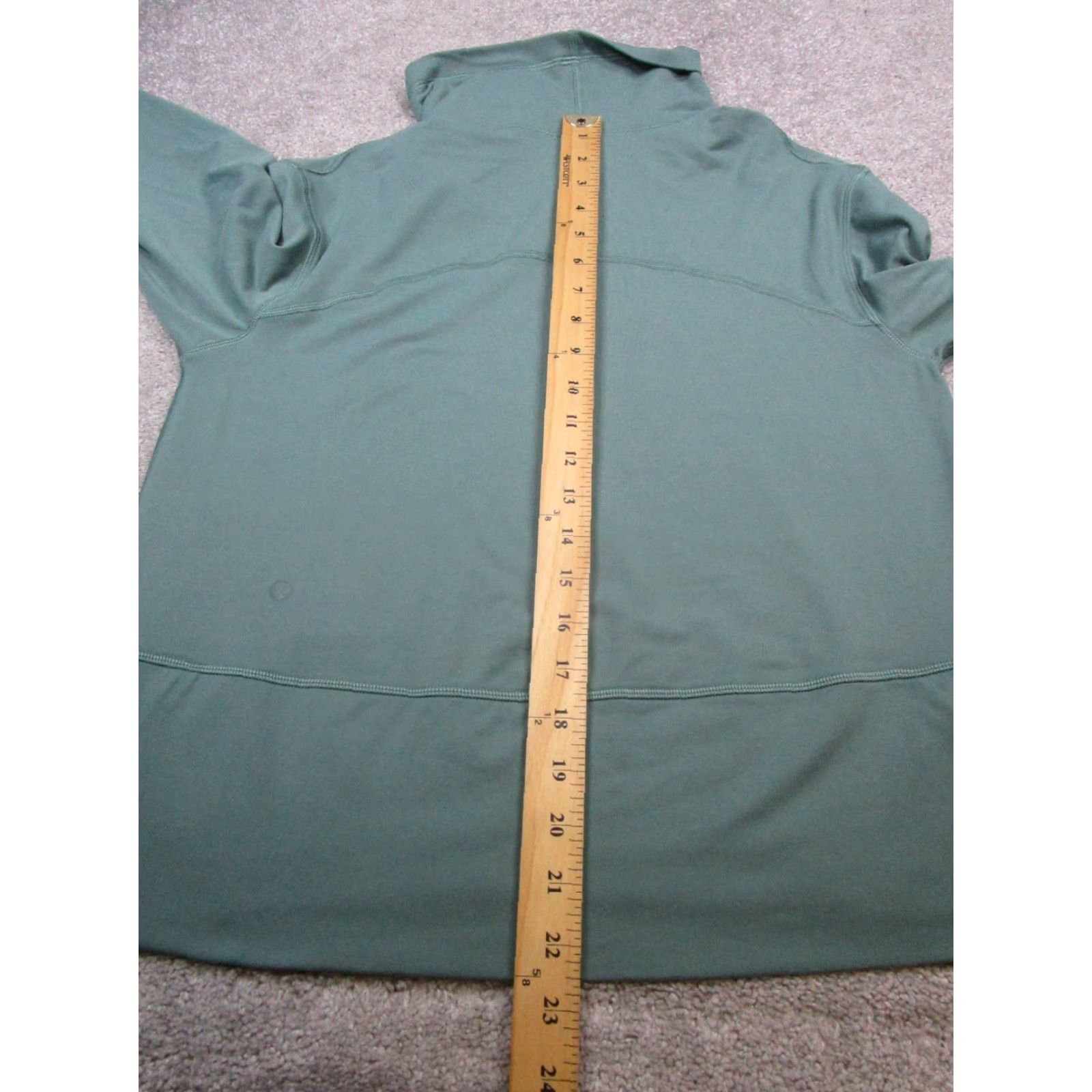 Lululemon Lululemon Sweater Womens 6 Green Yoga Pullover Shirt Pullover Mock Neck Activewear Size M / US 6-8 / IT 42-44 - 6 Thumbnail