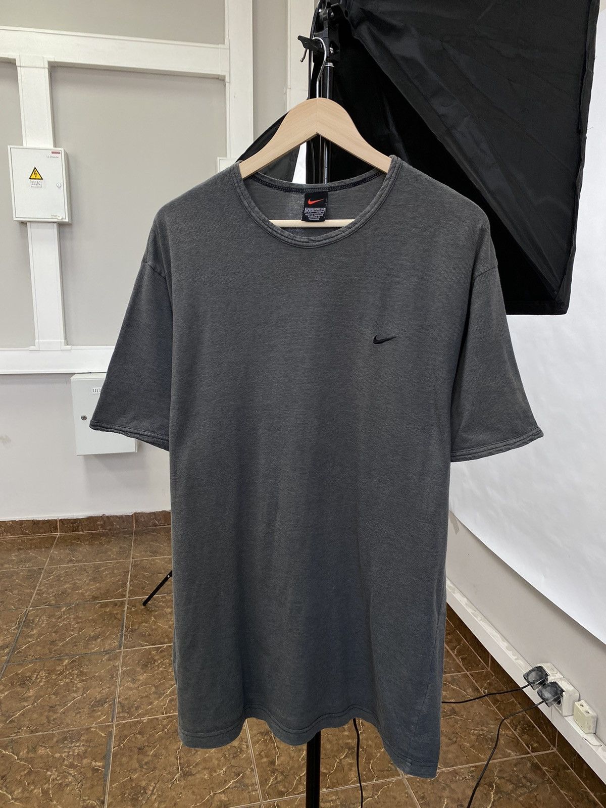 Nike 🇺🇸 Vintage 90s Nike Rare Made in USA T-Shirt Y2K Size US XXL / EU 58 / 5 - 1 Thumbnail