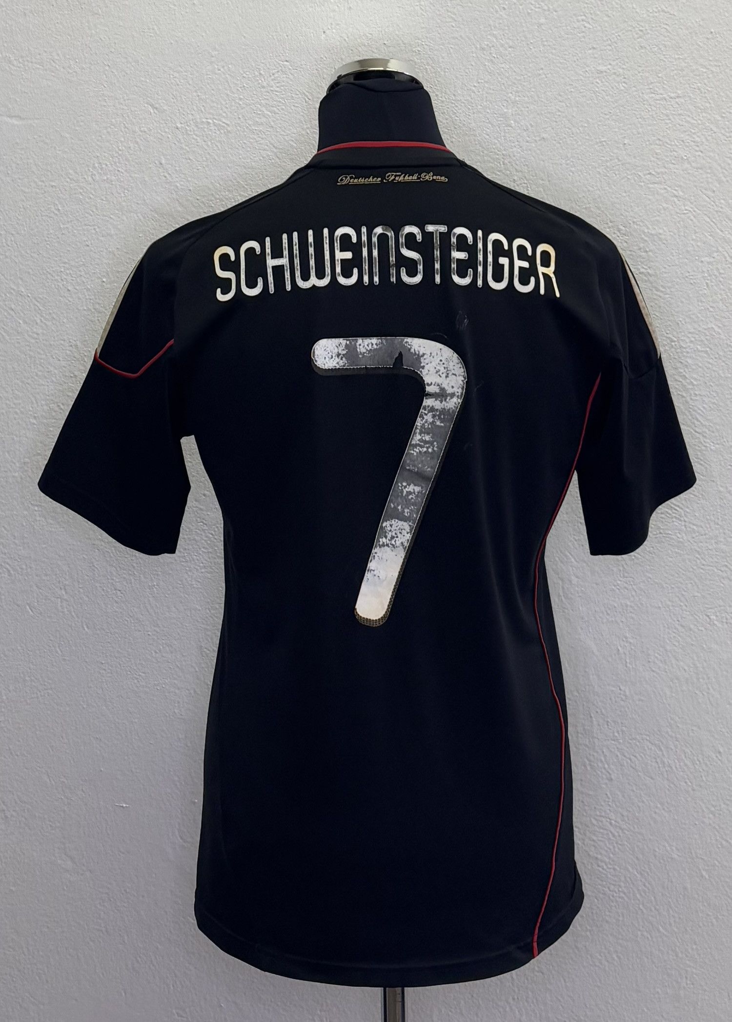 Adidas Germany 2010 Schweinsteiger #7 Adidas Football Jersey Size S Size US S / EU 44-46 / 1 - 2 Thumbnail