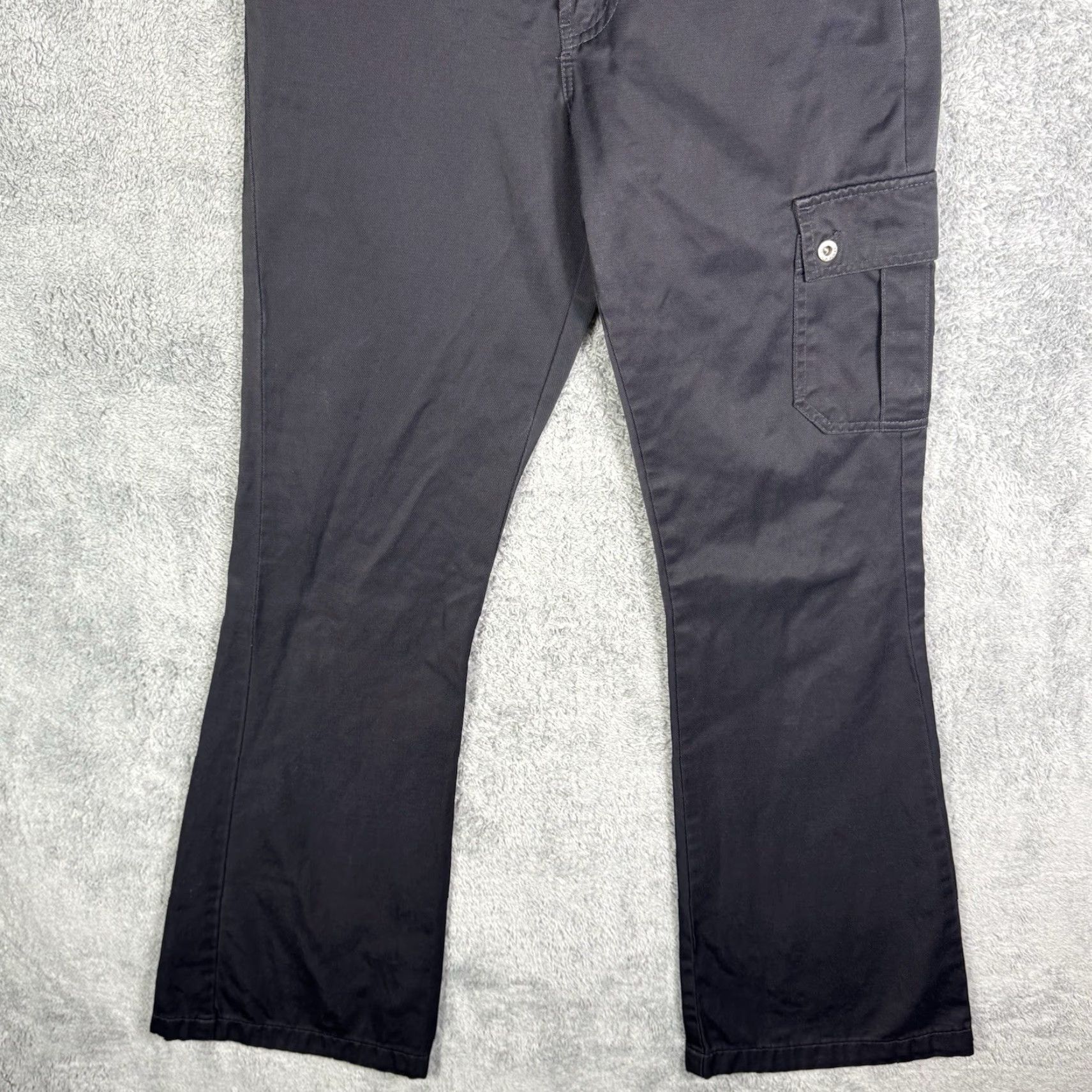 Silver Jeans Co. VINTAGE Silver Jeans Pants Womens 28x33 Cargo Bootcut 28 Black Cotton Canvas City Punk Retro Hippie Grunge Canada Mens Womens Boys Girls Size 28" / US 6 / IT 42 - 3 Thumbnail
