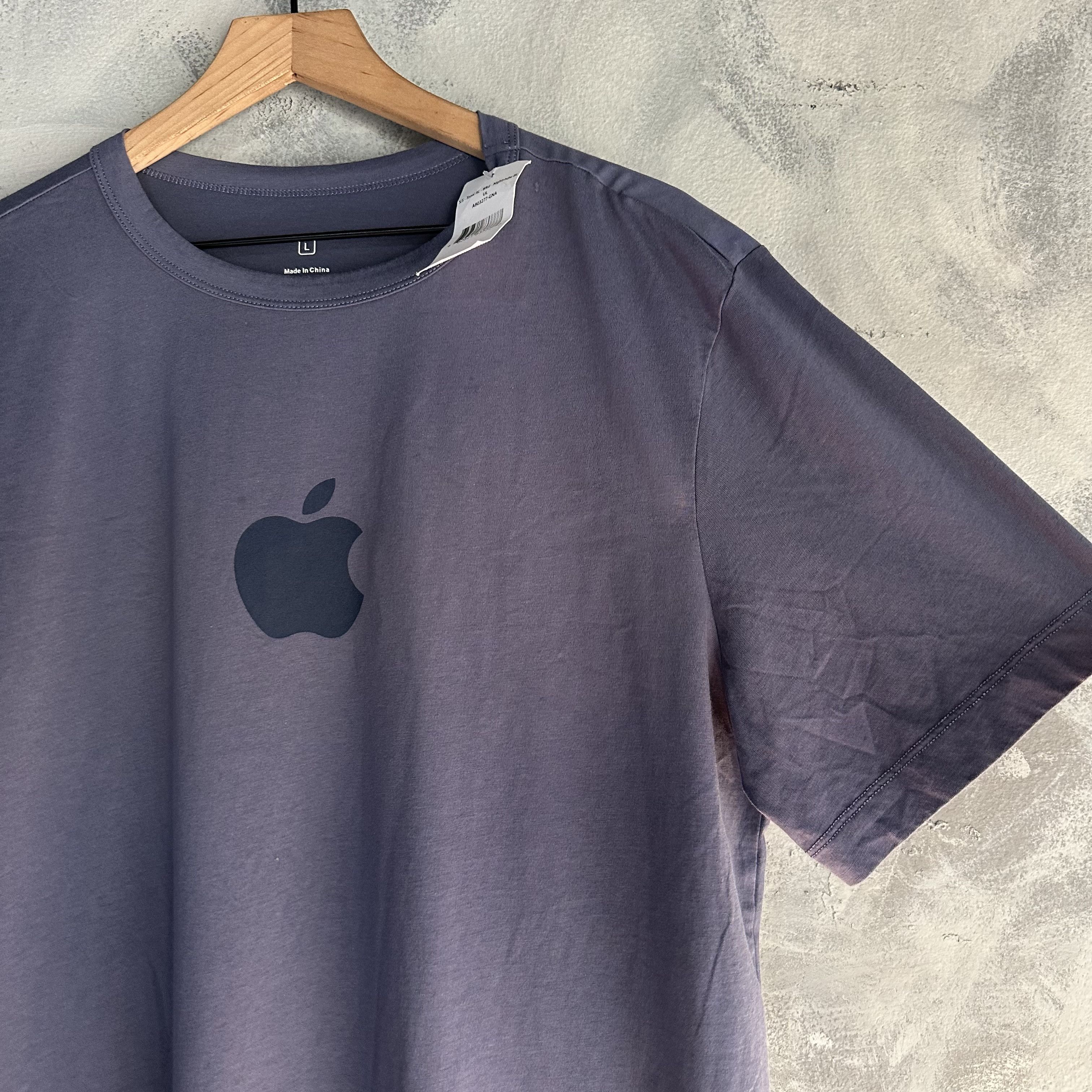 Apple Apple Branded T Shirt Mens Large Purple Pullover Employee Size US L / EU 52-54 / 3 - 4 Thumbnail