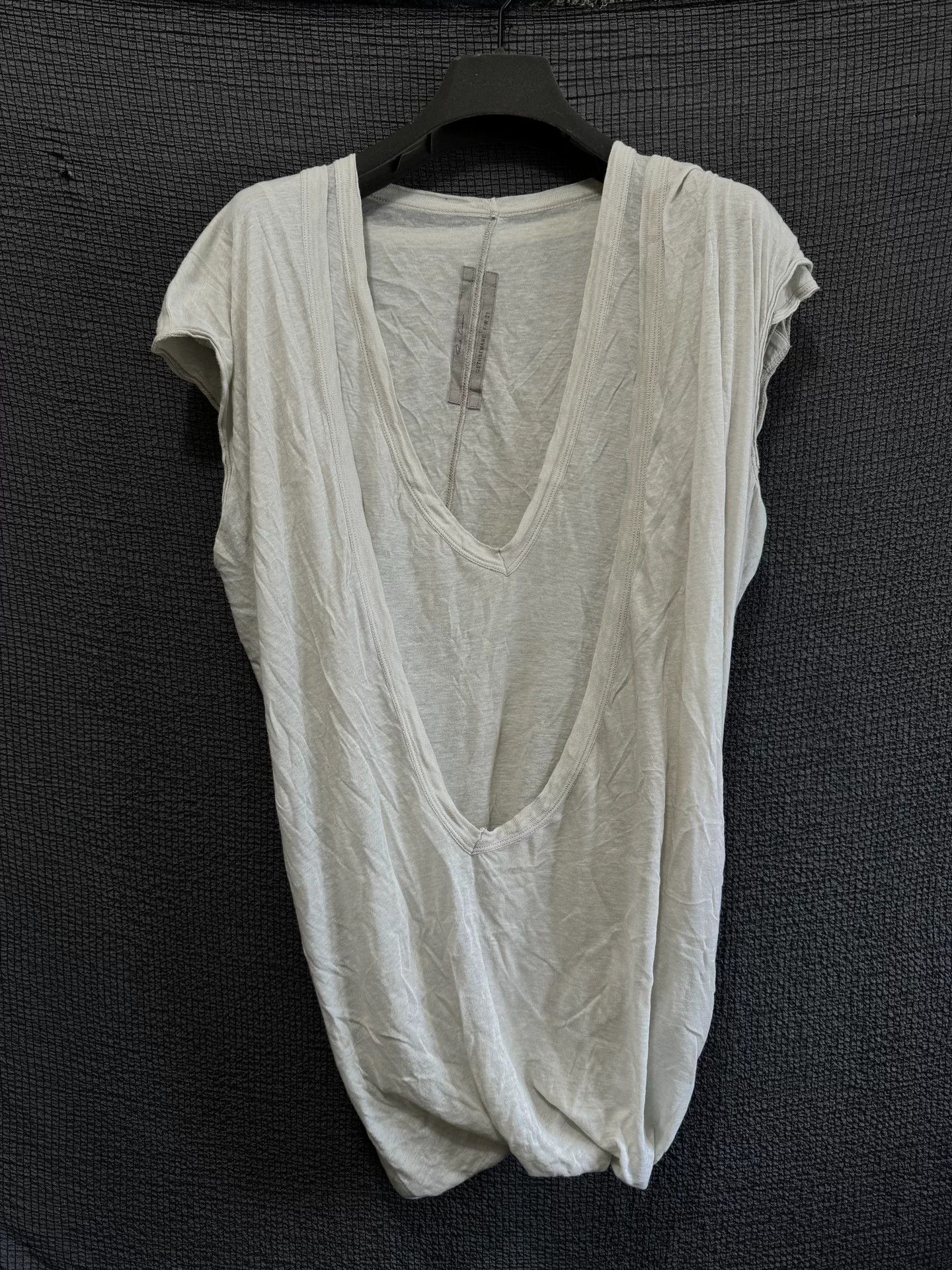 Rick Owens Rick Owens Double Layer V-Neck Tank Size XS / US 0-2 / IT 36-38 - 1 Thumbnail