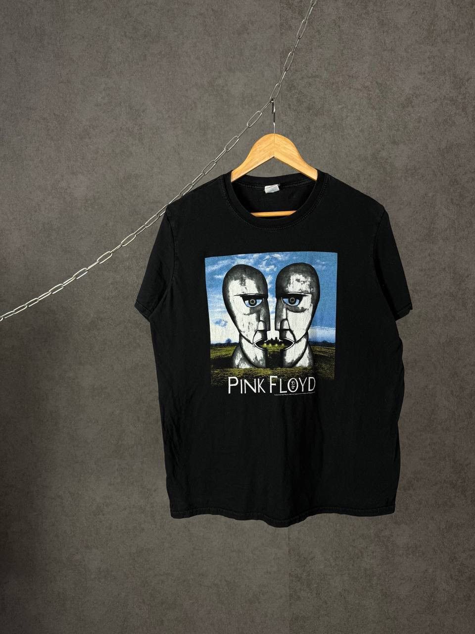 Pink Floyd Pink Floyd rock band tee Size US M / EU 48-50 / 2 - 1 Thumbnail