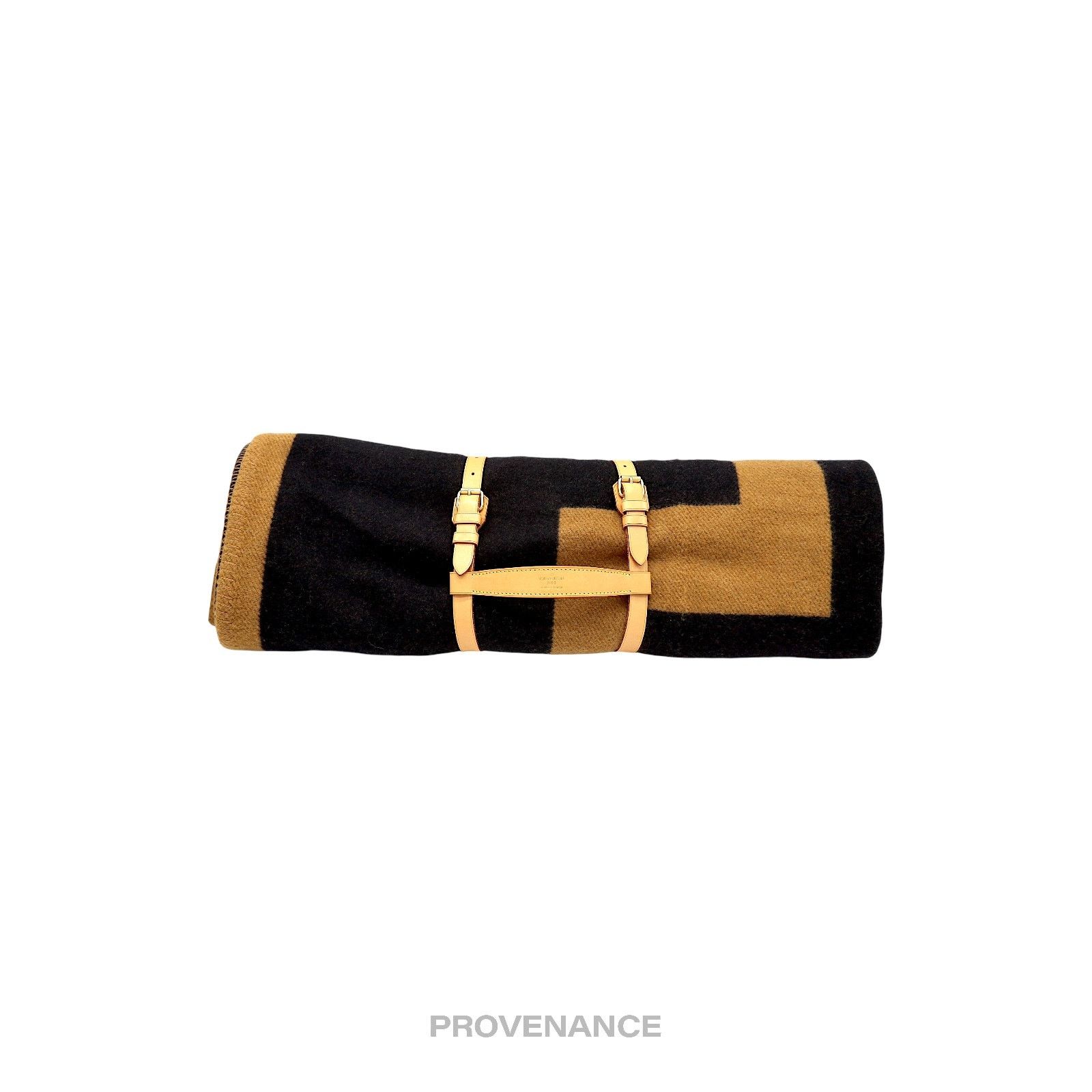Louis Vuitton 🔴 Louis Vuitton Initials Karakoram Blanket - Wool Cashmere Size ONE SIZE - 6 Thumbnail