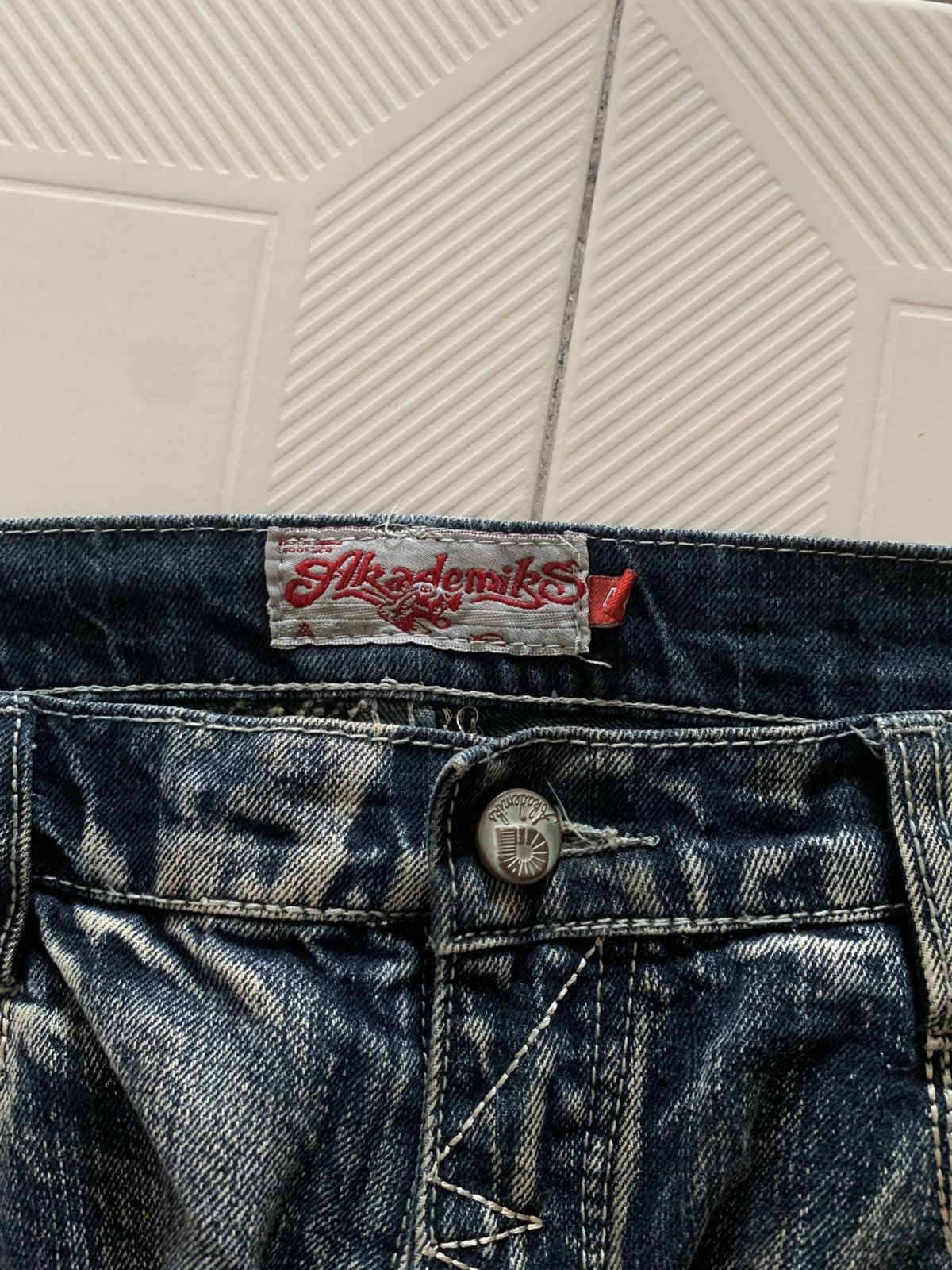 Akademiks Akademiks Emboidered Baggy Jeans VERY RARE Crane design Size US 40 / EU 56 - 3 Thumbnail