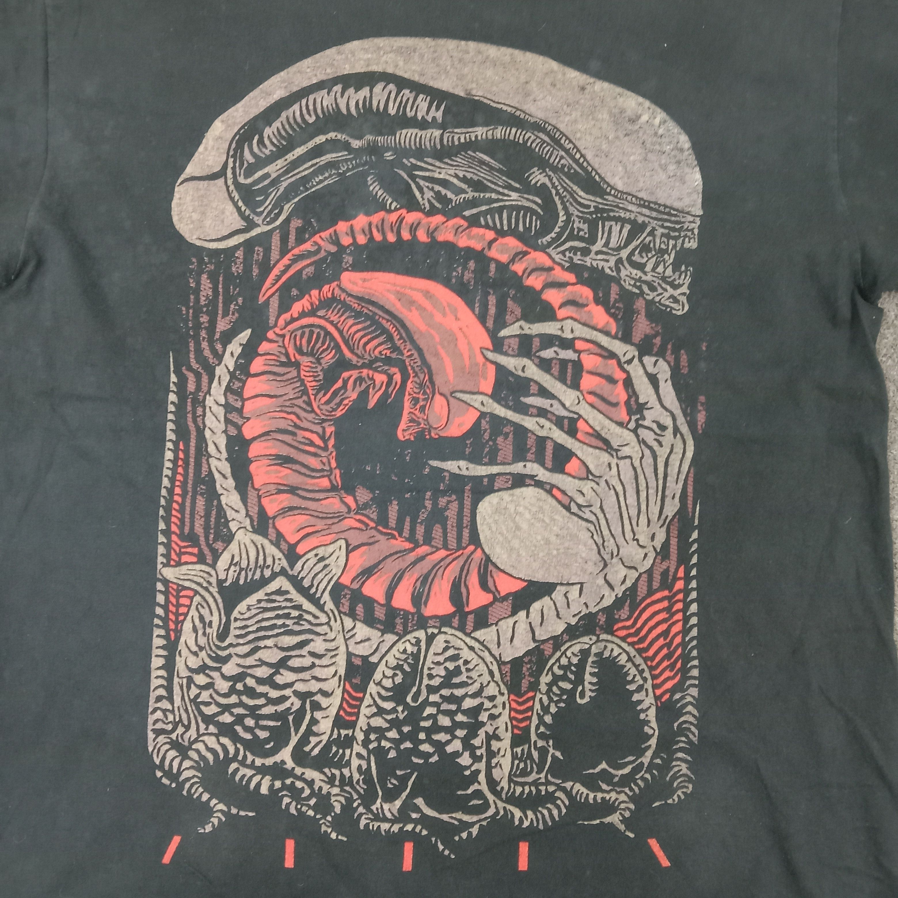 Vintage Alien Science Fiction Movies Horror Tshirt Size US L / EU 52-54 / 3 - 2 Thumbnail