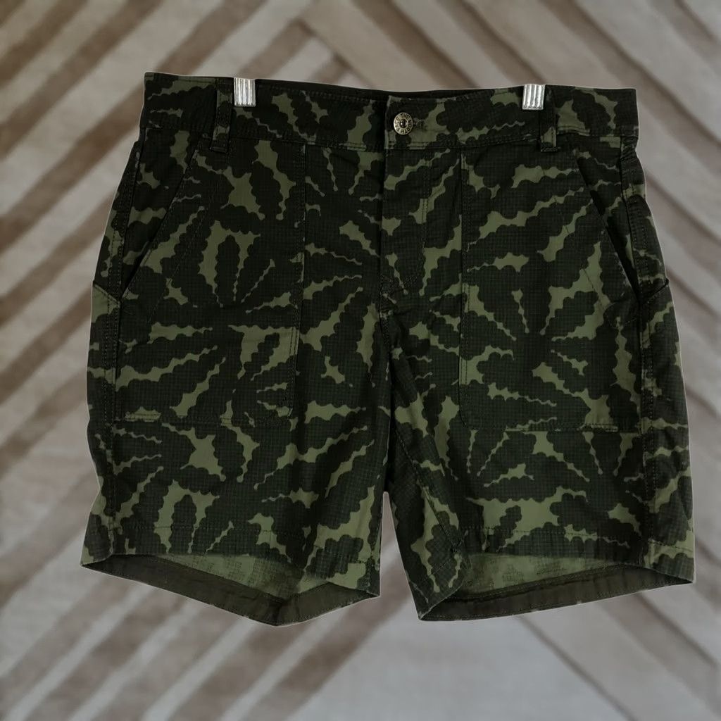 The North Face THE NORTH FACE SHORTS WOMEN'S 4 GREEN COTTON BLEND Size 27" / US 4 / IT 40 - 1 Thumbnail