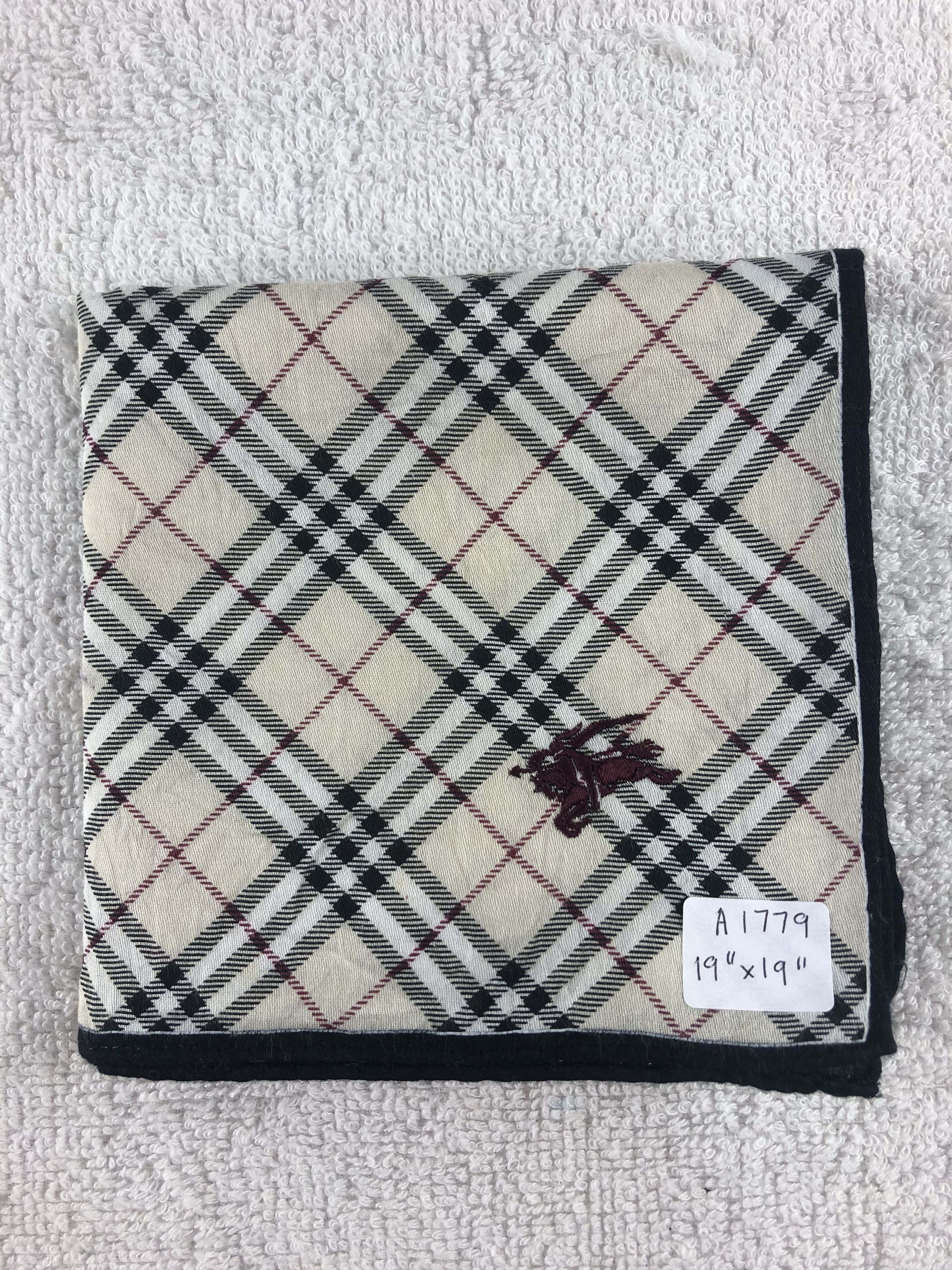 Burberry Burberry Handkerchief / Bandana / Neckerchief Size ONE SIZE - 6 Thumbnail