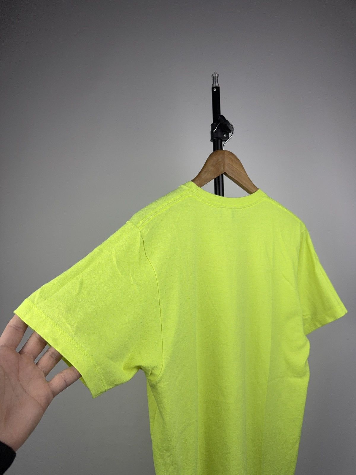 Volcom Retro SK8 Y2K Volcom Neon Surf Graphic Tee 90s Skate Style Size US M / EU 48-50 / 2 - 9 Thumbnail