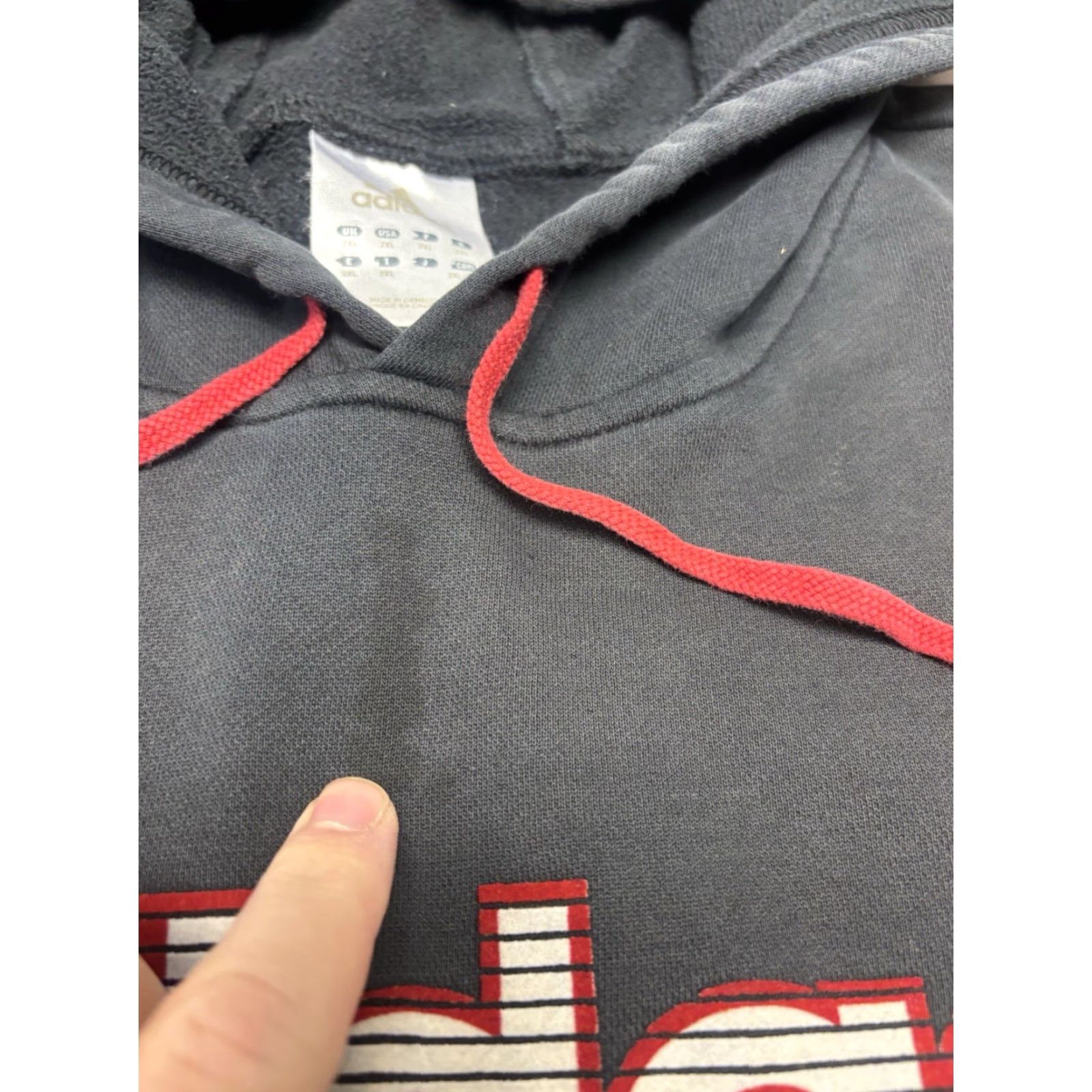 Adidas VINTAGE Adidas Pullover Hoodie Men’s 2XL Black Sports 90s 2000s Q2 Shirt Hoodie Men Size US XXL / EU 58 / 5 - 2 Thumbnail