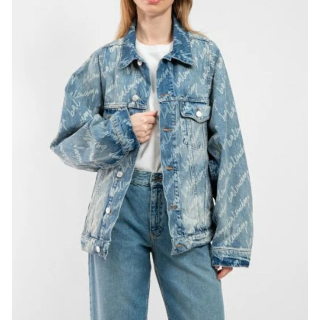 Balenciaga Balenciaga All-Over Logo Denim Oversized Jacket - XS Size XS / US 0-2 / IT 36-38 - 8 Thumbnail