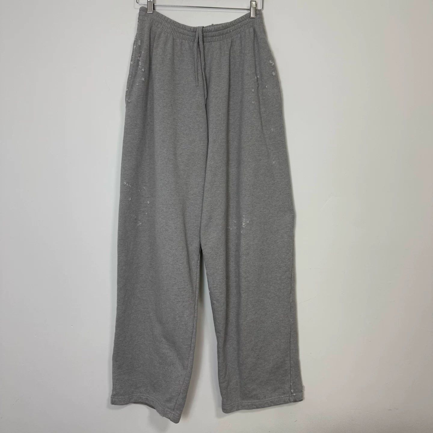 Balenciaga Balenciaga 24FW Distressed Baggy Casual Pants Size US 26 / EU 42 - 1 Thumbnail