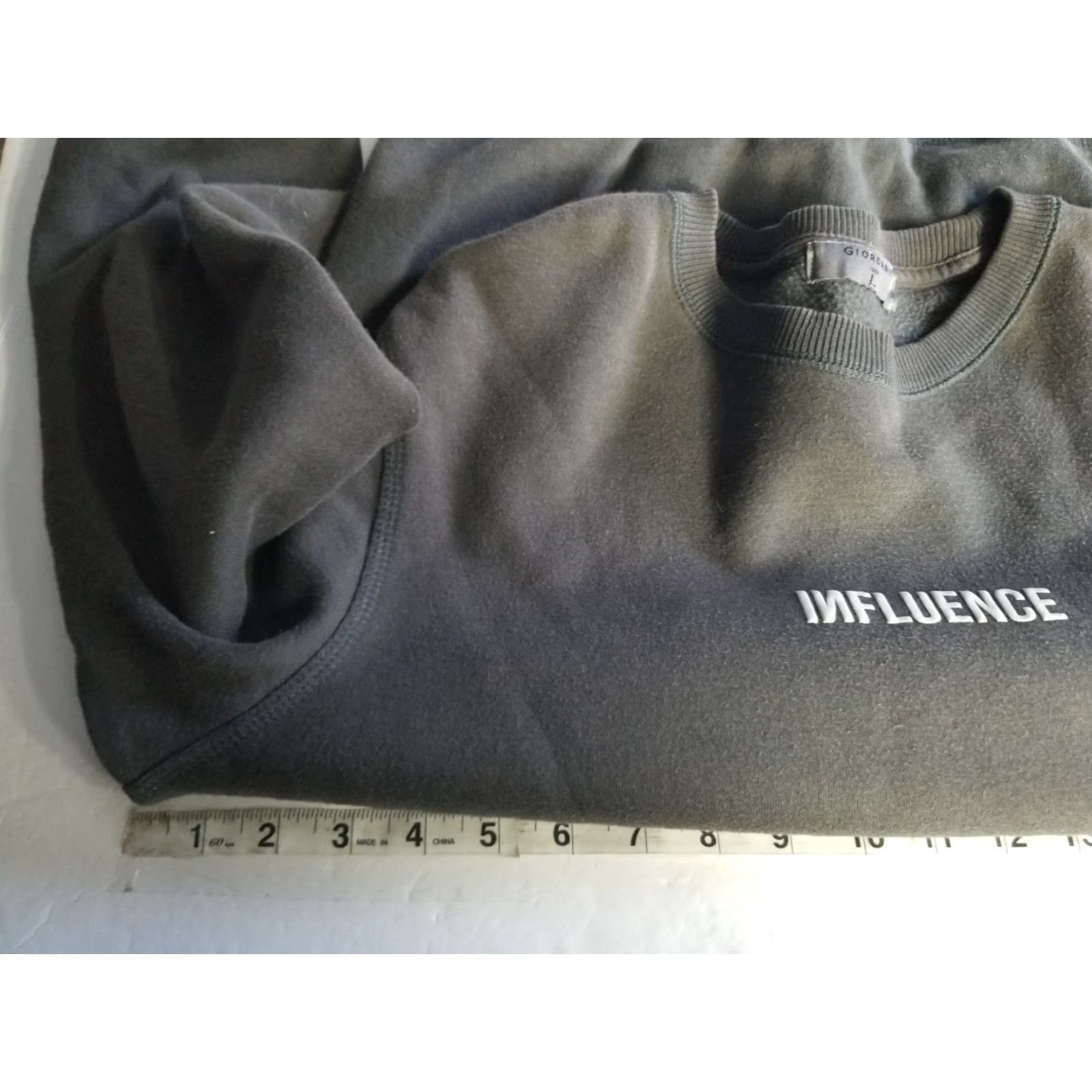 Vintage Giordano Gray Pullover Hoodie Influence Crewneck Size Large Sweatshirt Men L Gray pullover hoodie influence crewneck sweatshirt Giordano Size US L / EU 52-54 / 3 - 3 Thumbnail