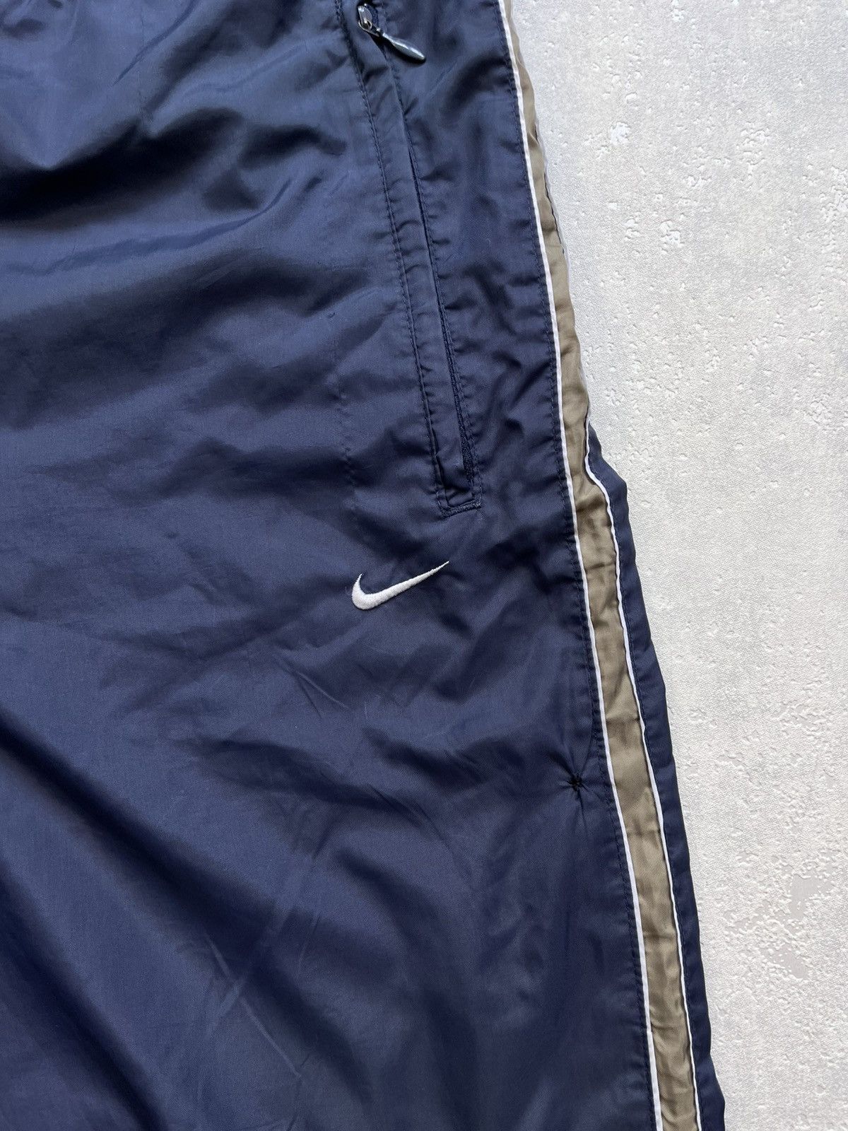Nike 90’s NIKE RETRO BAGGY TRACK PANTS SWOOSH LOGO Y2K RARE Size US 34 / EU 50 - 2 Thumbnail