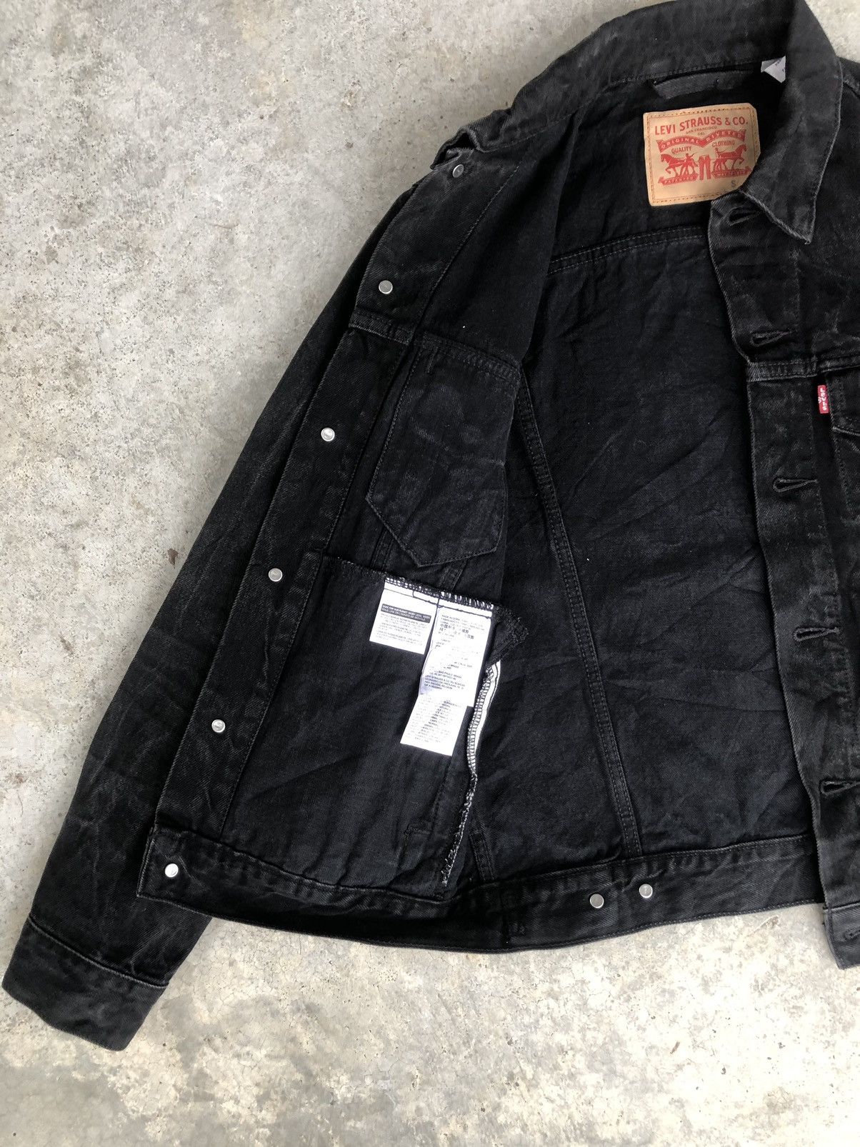 Levi's Vintage Levi’s Denim Jacket Distressed Size US S / EU 44-46 / 1 - 4 Thumbnail