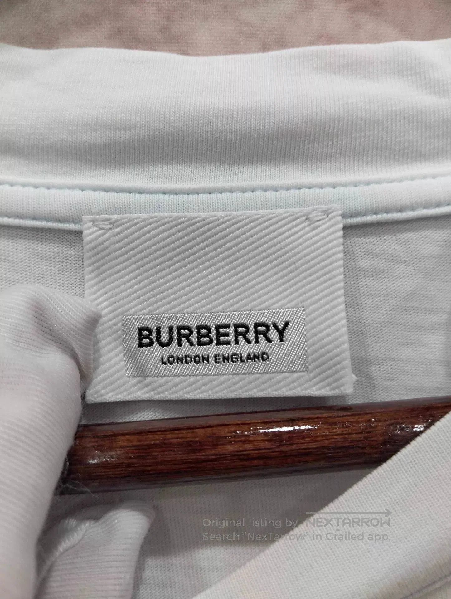 Burberry White Short. Size US M / EU 48-50 / 2 - 4 Thumbnail