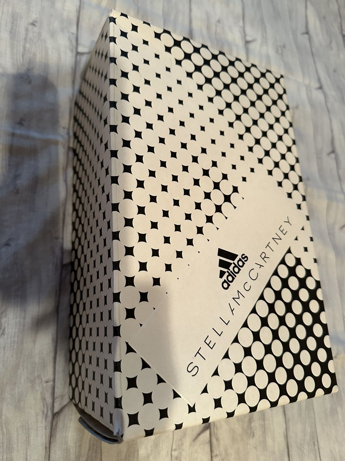 Stella McCartney Adidas Stella McCartney Ultra BOOST 6.5 Black G28336 Size US 6.5 / IT 36.5 - 9 Thumbnail