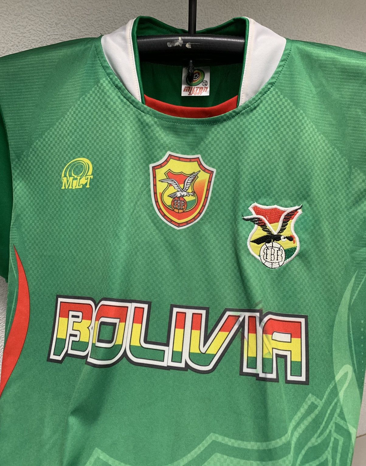 Other Bolivia Milton soccer jersey M sz vintage Size US M / EU 48-50 / 2 - 4 Thumbnail
