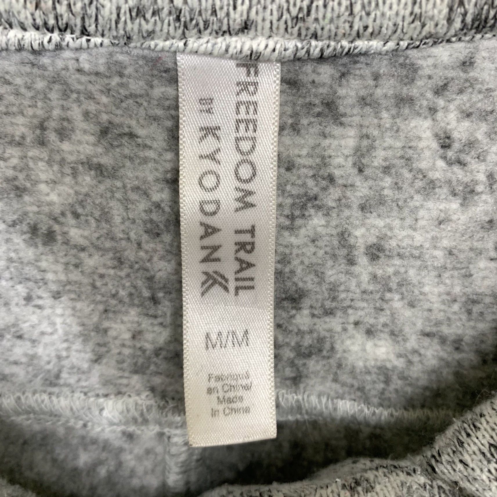 Kyodan KYODAN Pullover Women’s 1/4 Snap Side Pockets Medium Gray Freedom Trail EUC Womens Size M / US 6-8 / IT 42-44 - 5 Thumbnail