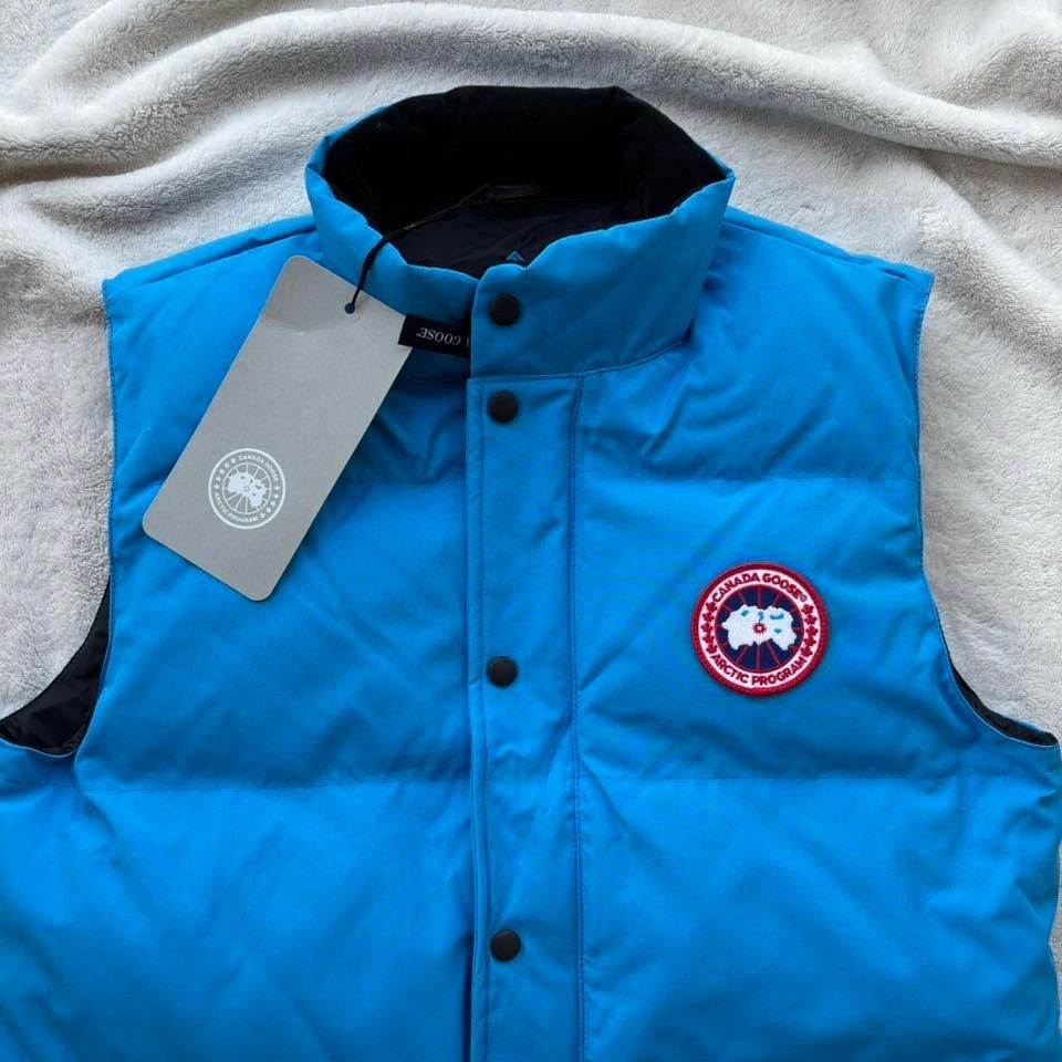 Canada Goose Canada Goose Glacier Blue Freestyle Vest - Medium - $695 Size US M / EU 48-50 / 2 - 2 Thumbnail