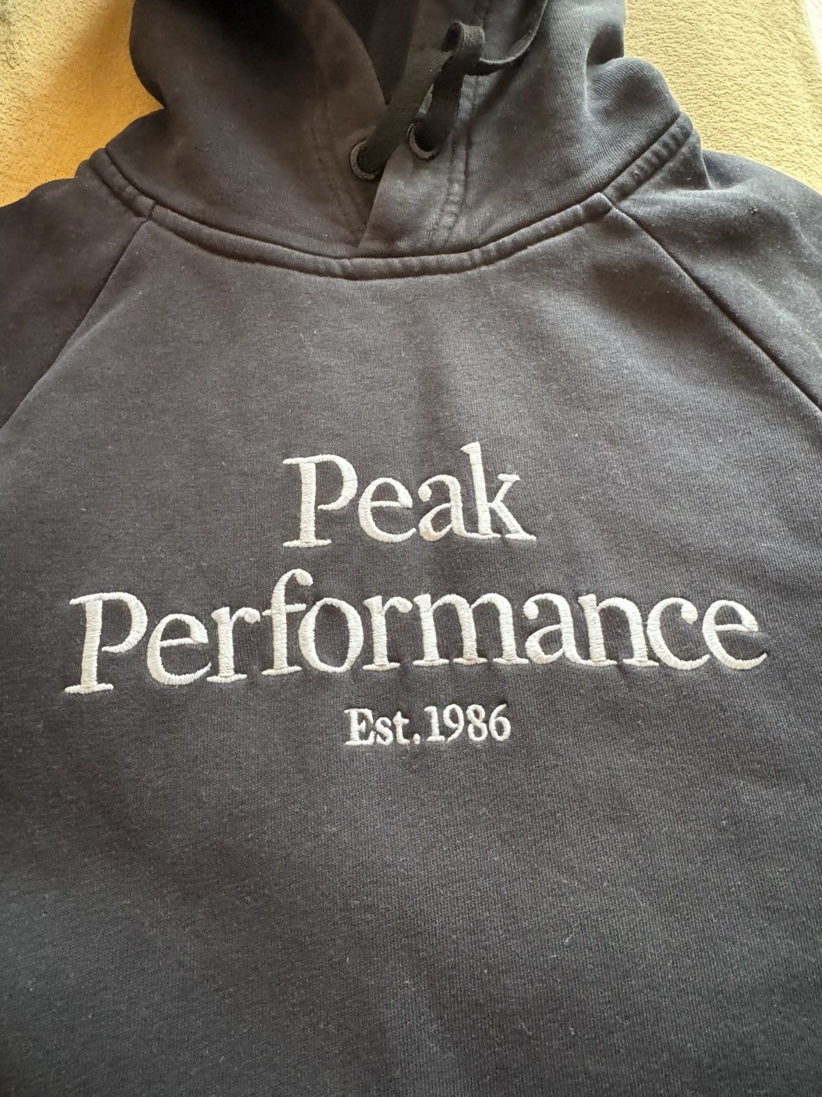 Peak Performance VINTAGE PEAK PERFORMANCE QUALITY SPORT HOODIE SWEATSHIRT Size US S / EU 44-46 / 1 - 2 Thumbnail