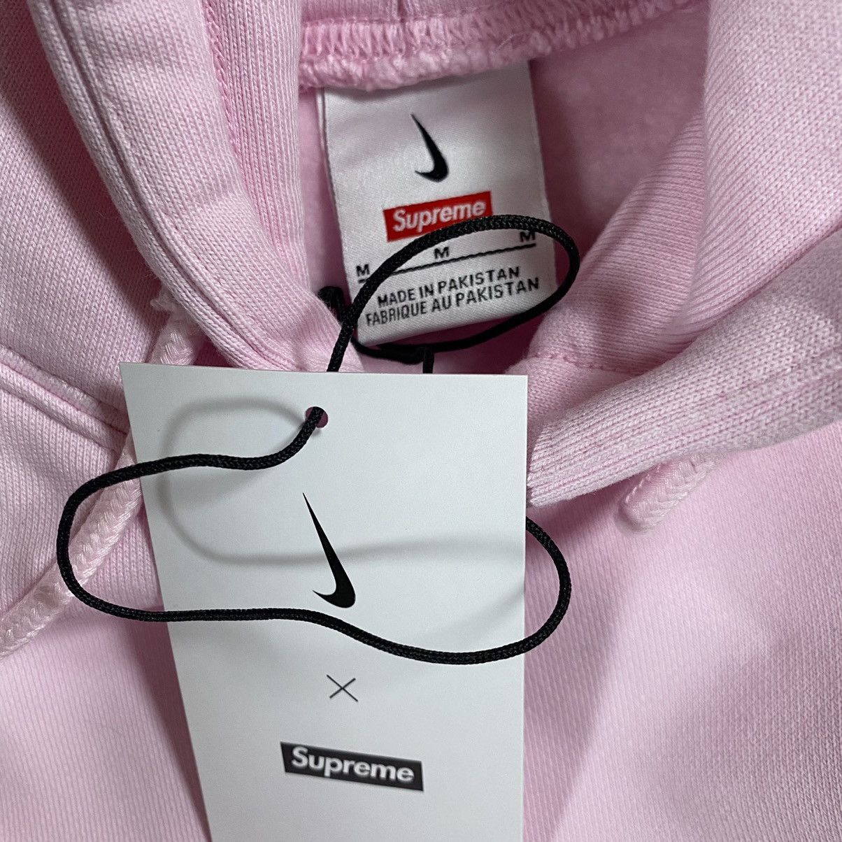 Nike × Supreme Nike x Supreme Pink Hooded Sweatshirt Size US M / EU 48-50 / 2 - 4 Thumbnail